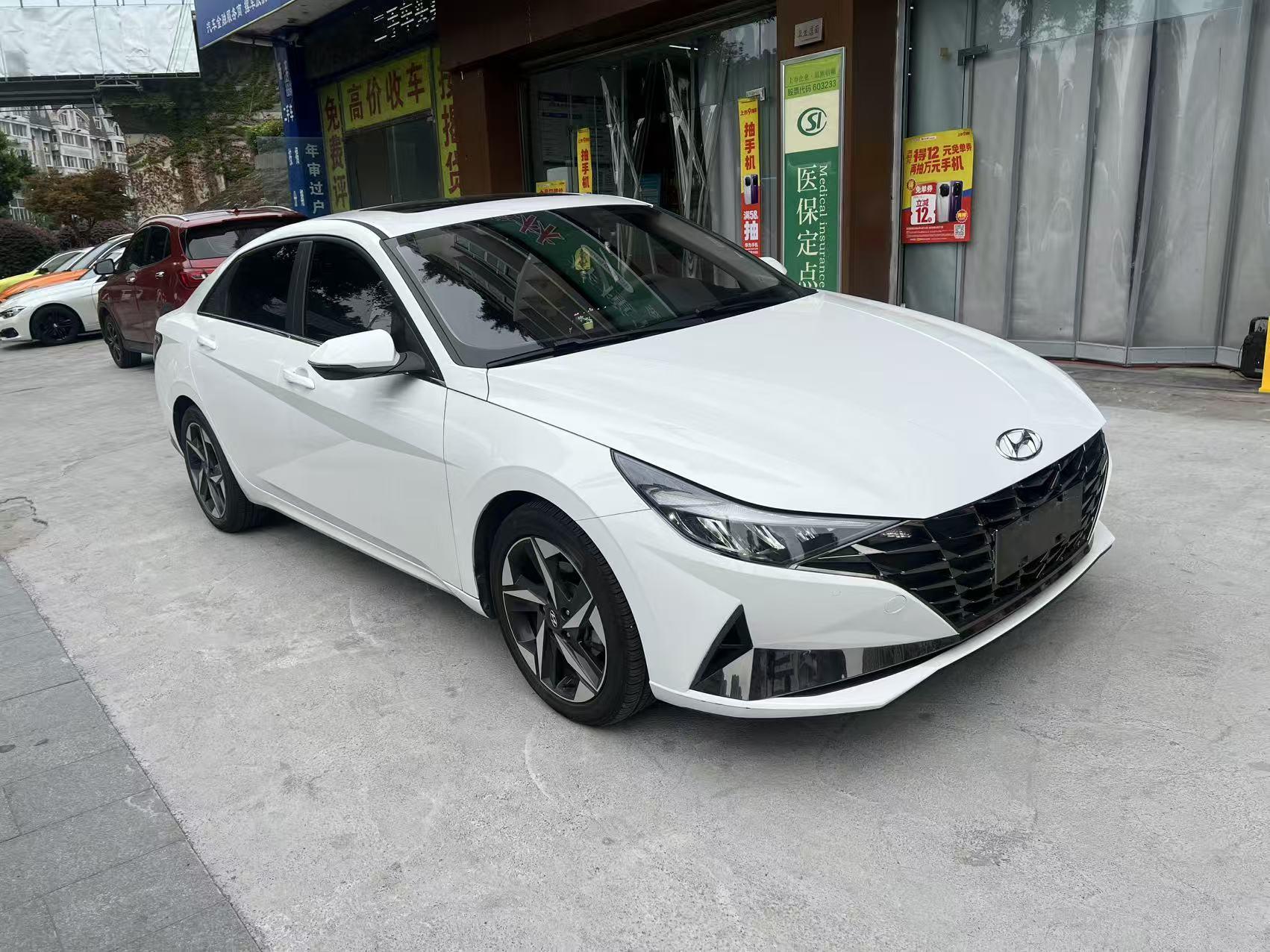 Hyundai Elantra 2021, фото 3