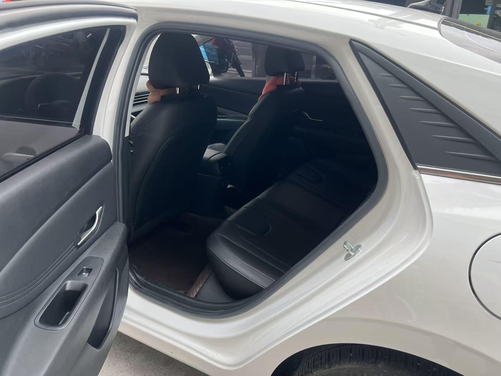 Hyundai Elantra 2021, фото 4