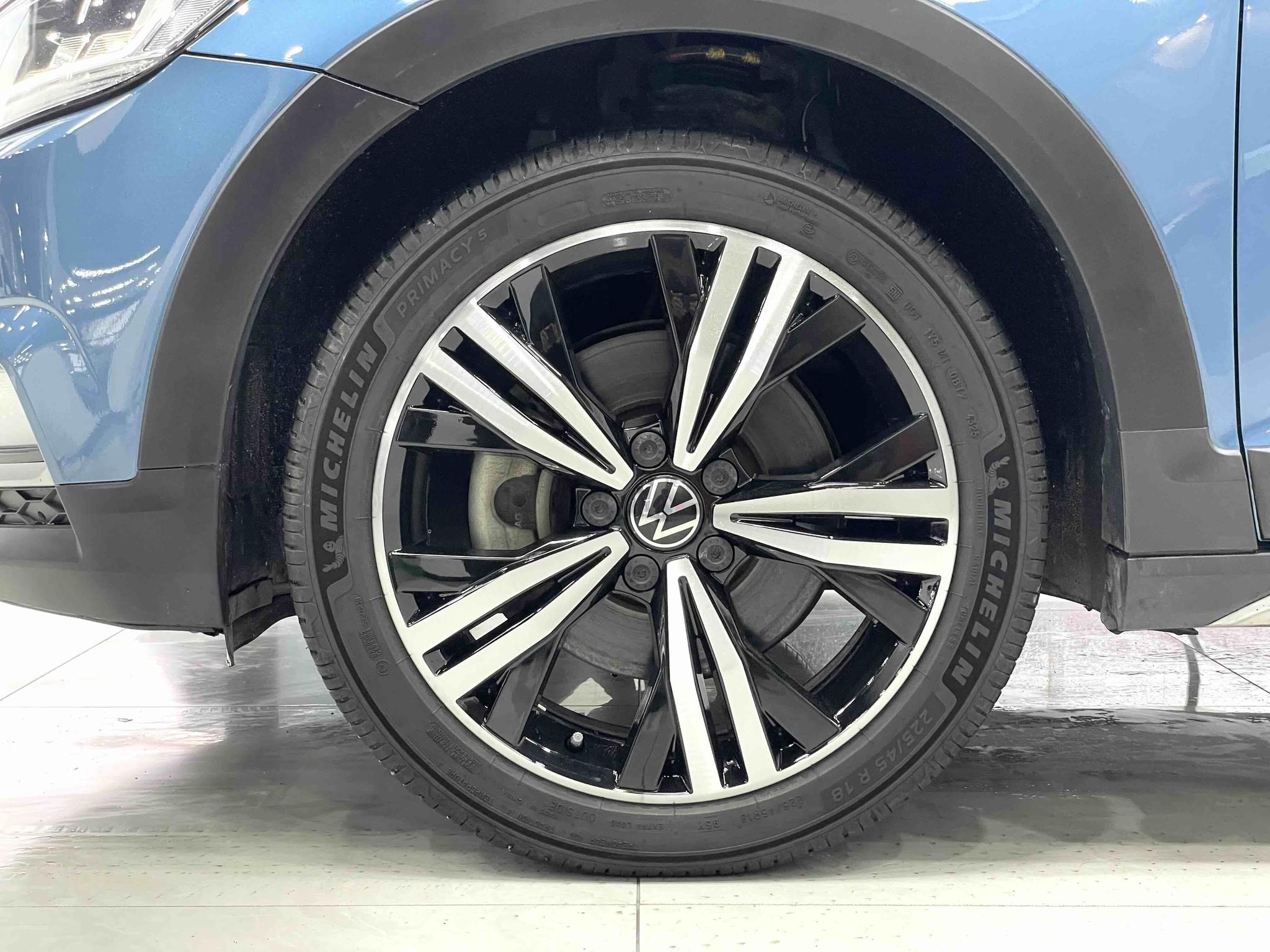Volkswagen Tuan L 2022, фото 15