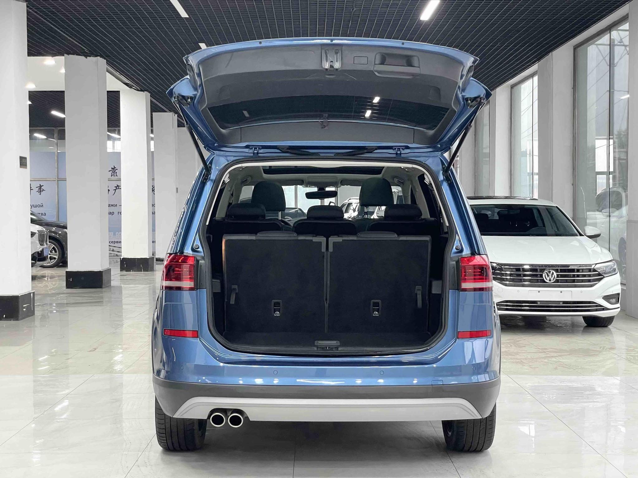 Volkswagen Tuan L 2022, фото 16