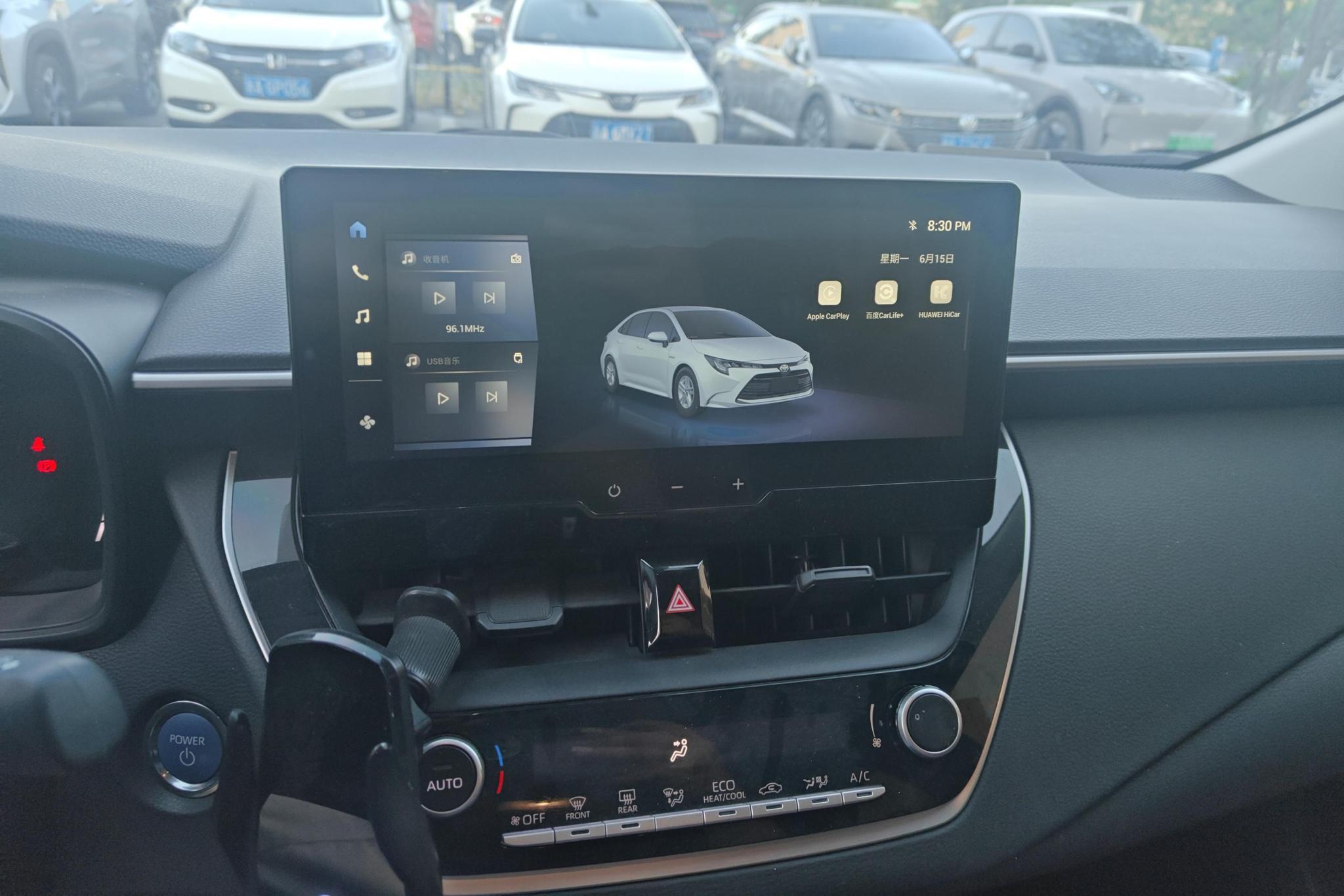 Toyota Corolla 2023, фото 15