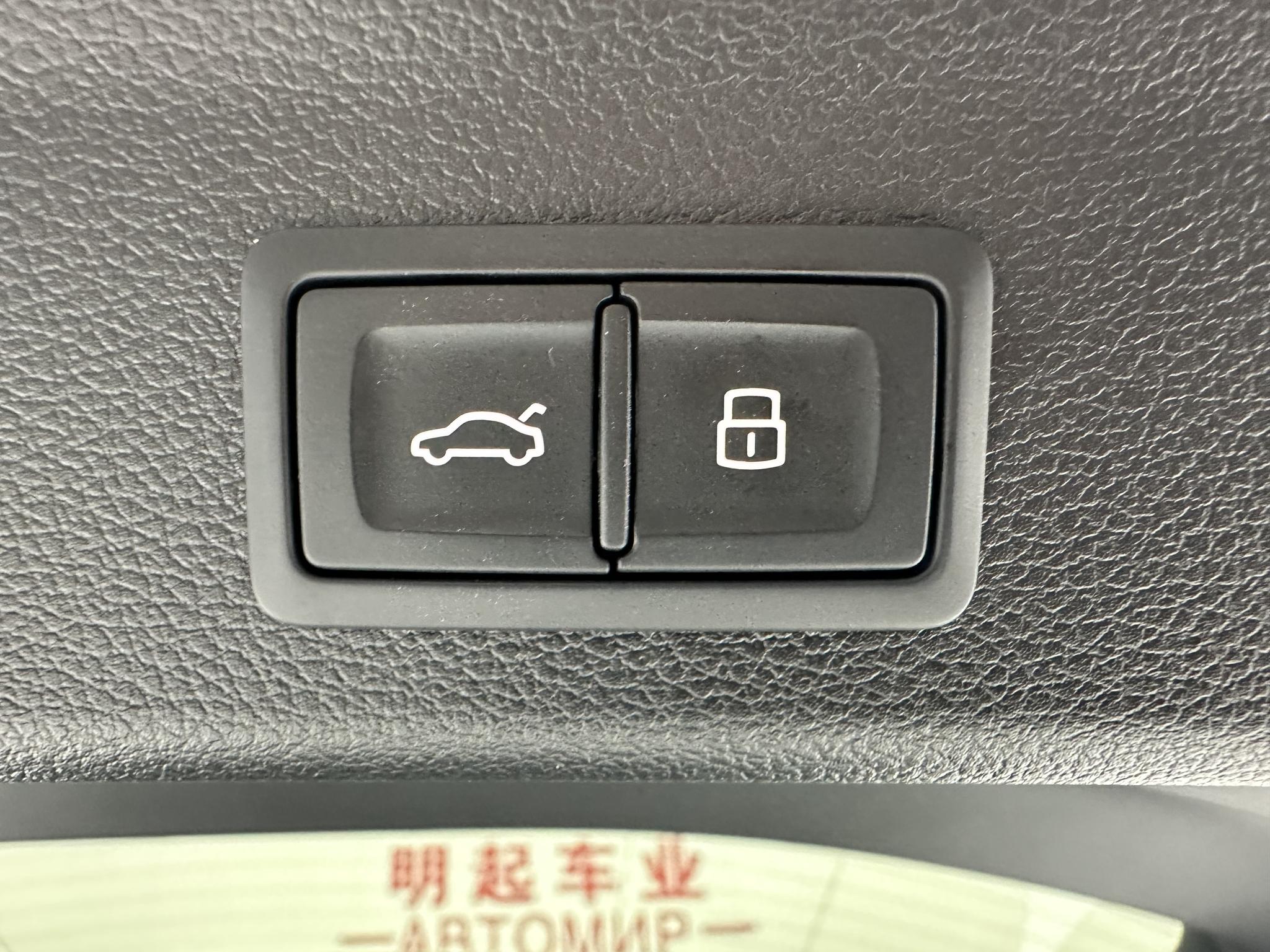 Audi Q3 2022, фото 17