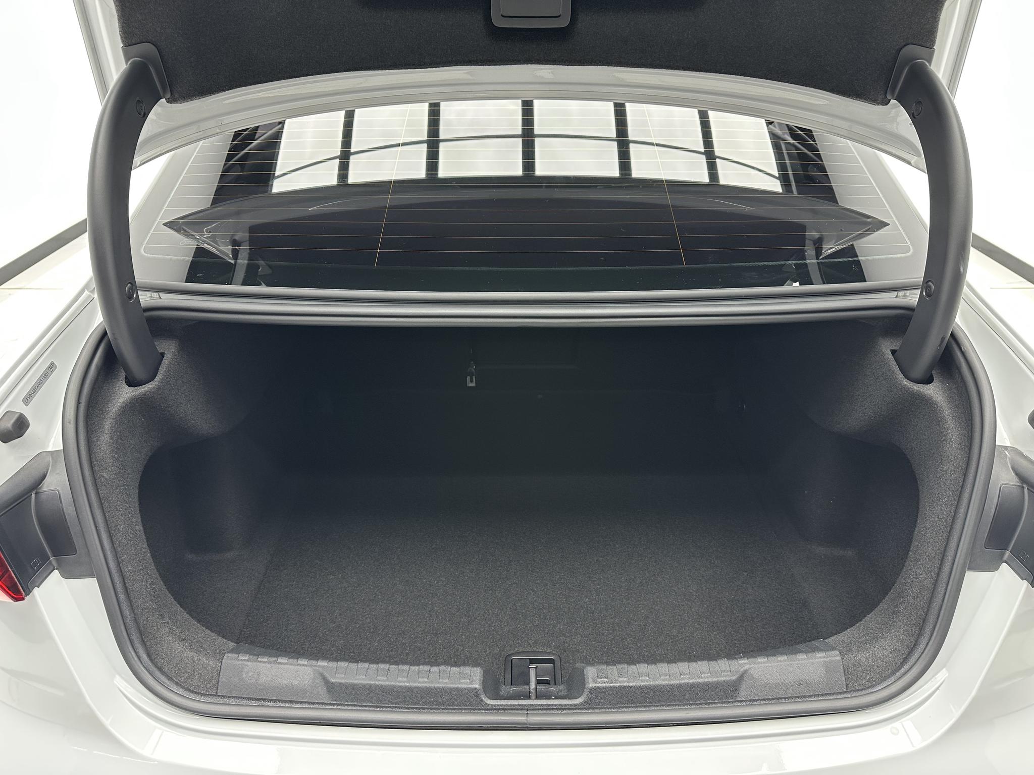 Audi A3 2022, фото 16