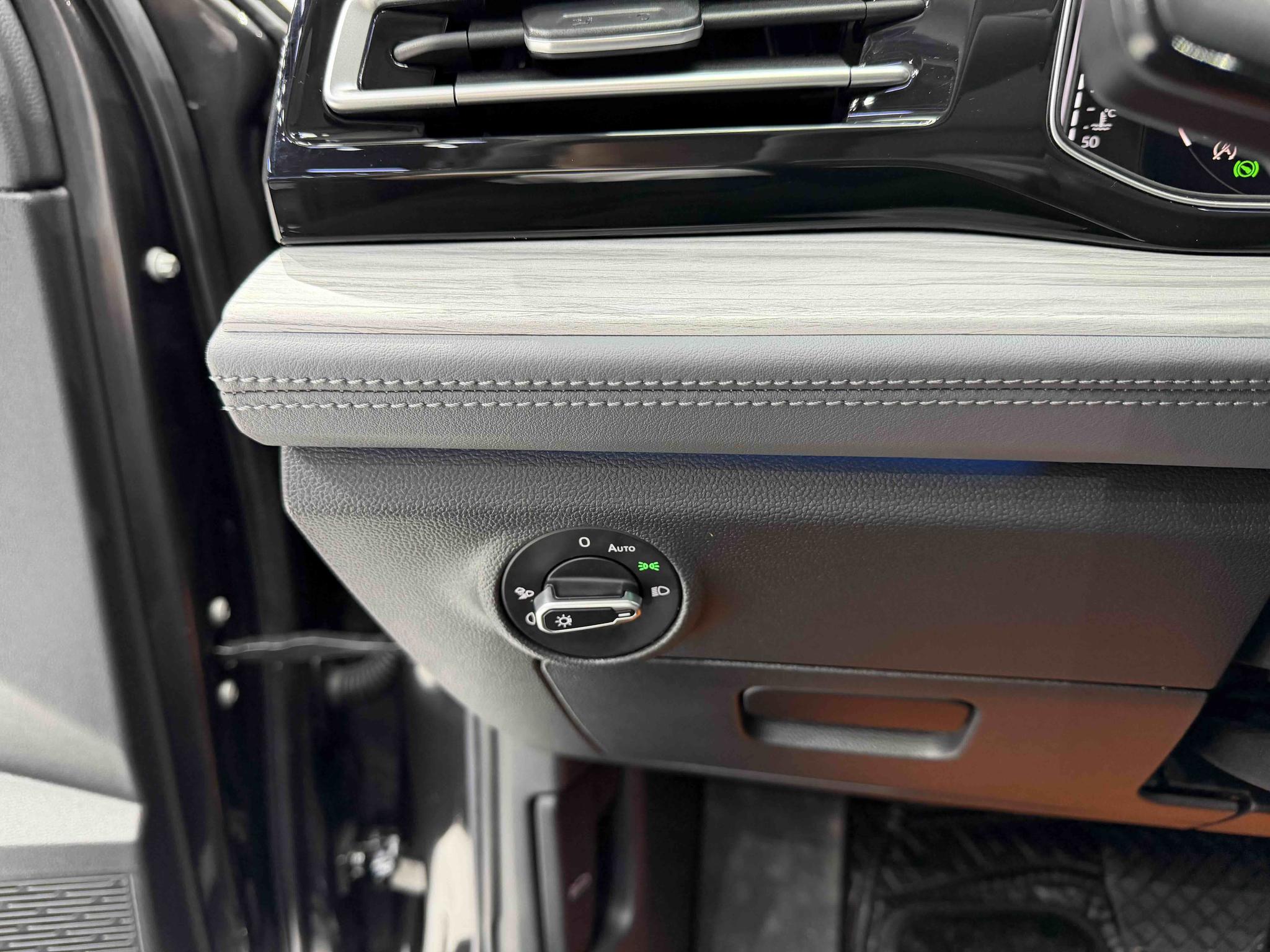 Volkswagen Jetta 2023, фото 6