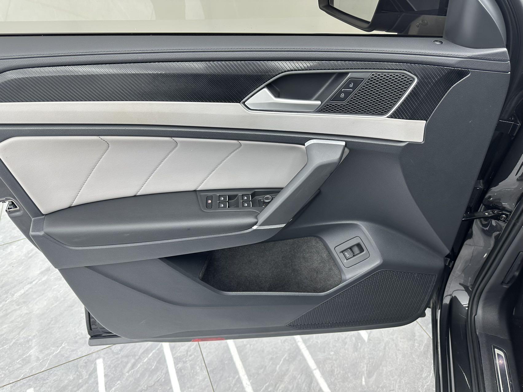Volkswagen Tayron 2023, фото 8
