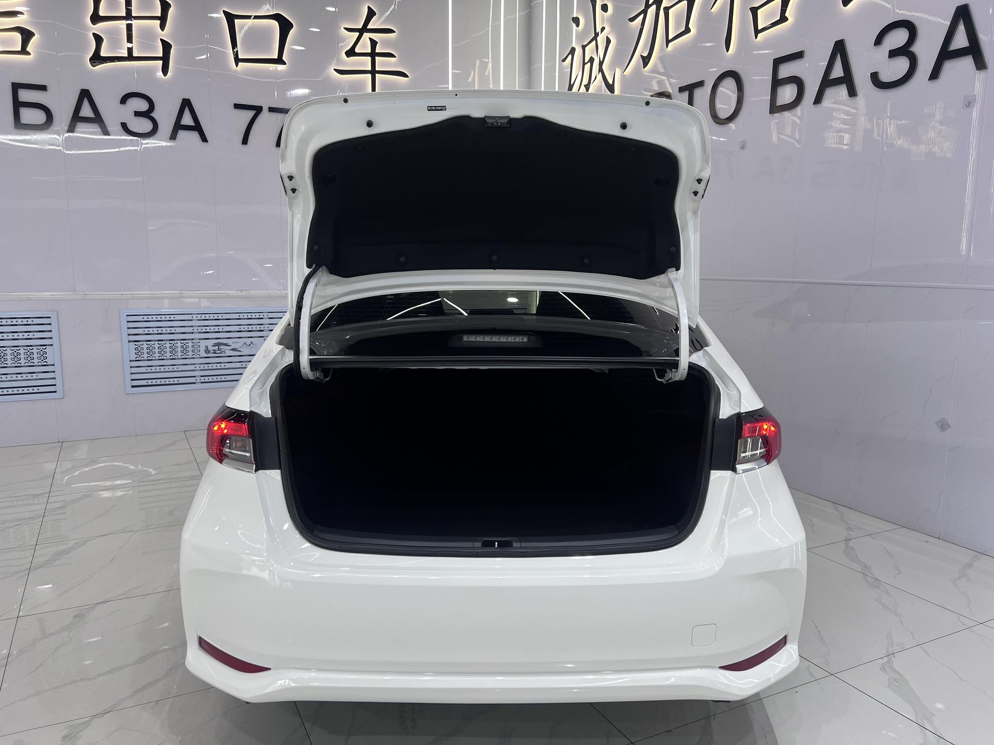 Toyota Corolla 2021, фото 16