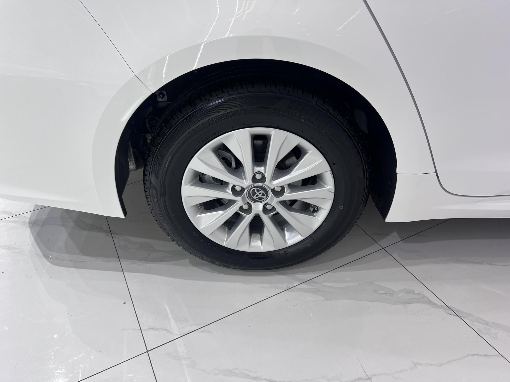 Toyota Corolla 2021, фото 17