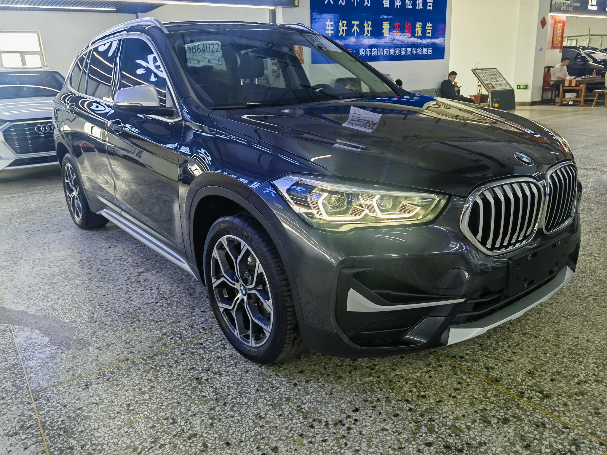 BMW X1 2021, фото 2
