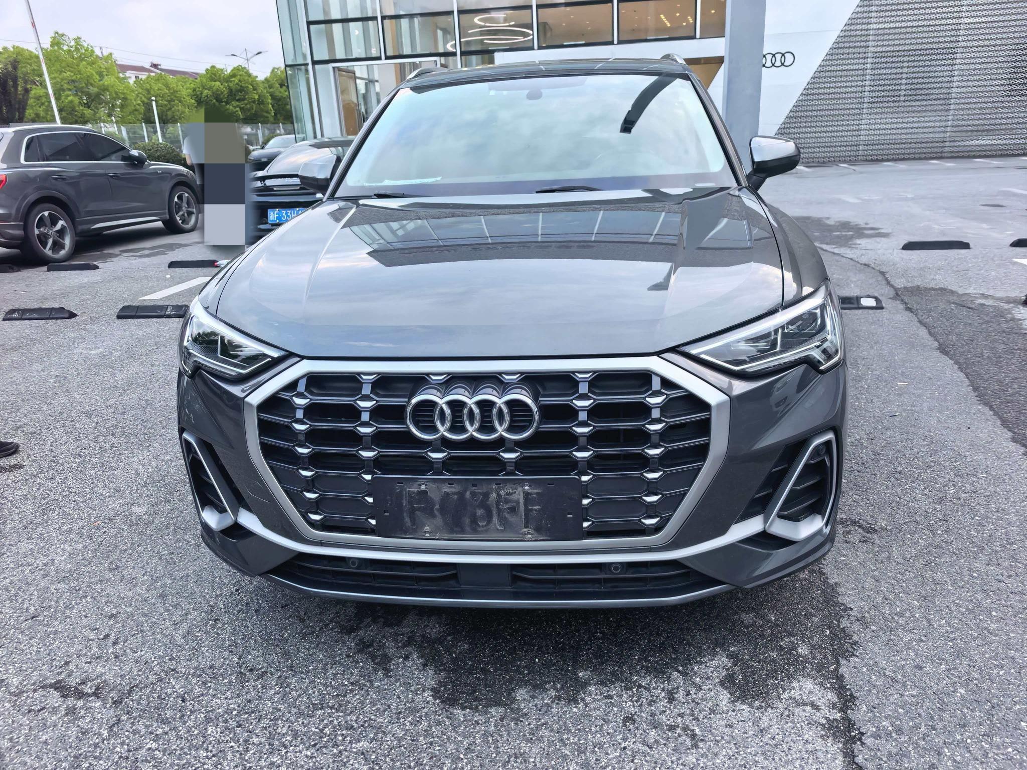 Audi Q3 2022, фото 4