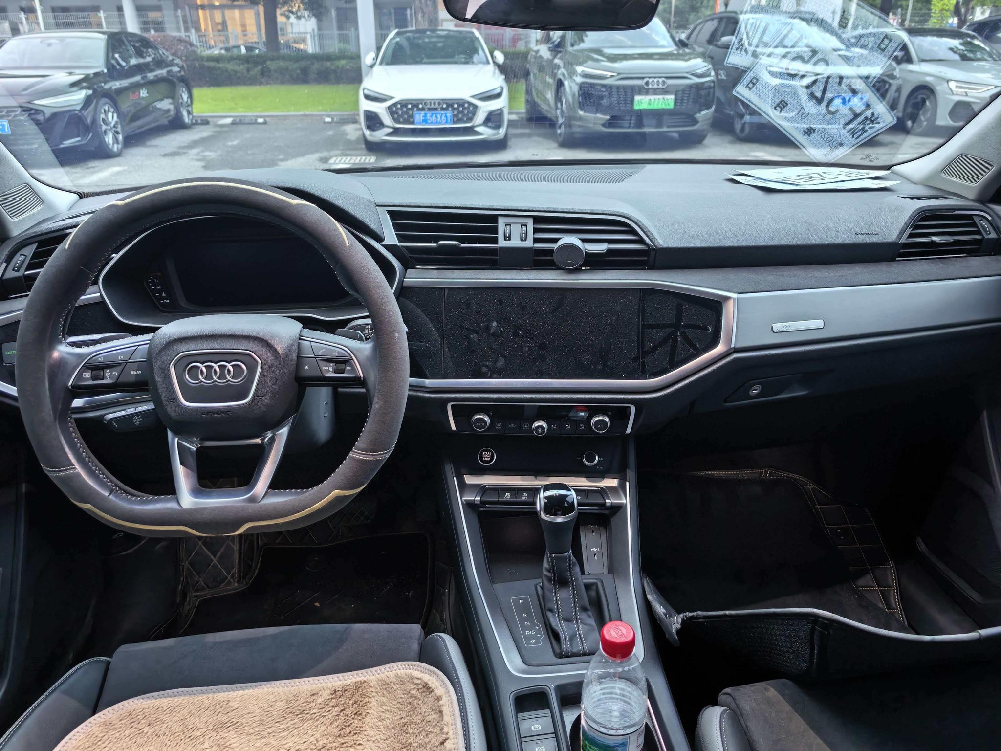 Audi Q3 2022, фото 5