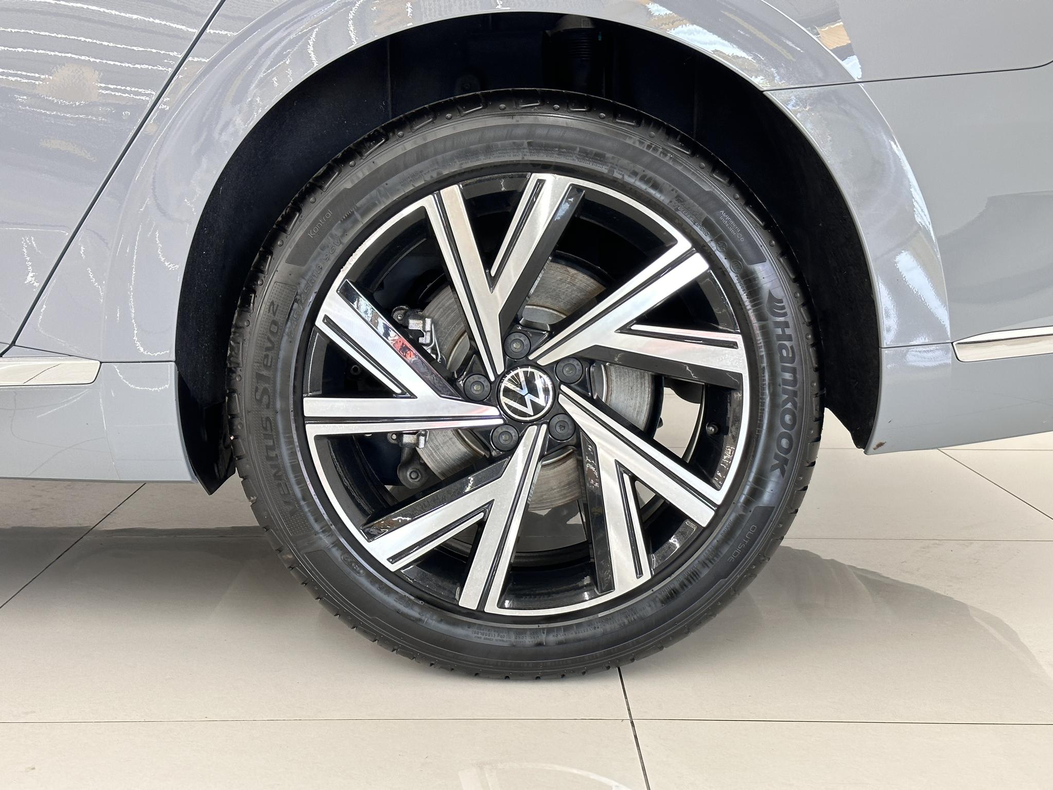 Volkswagen CC 2021, фото 16