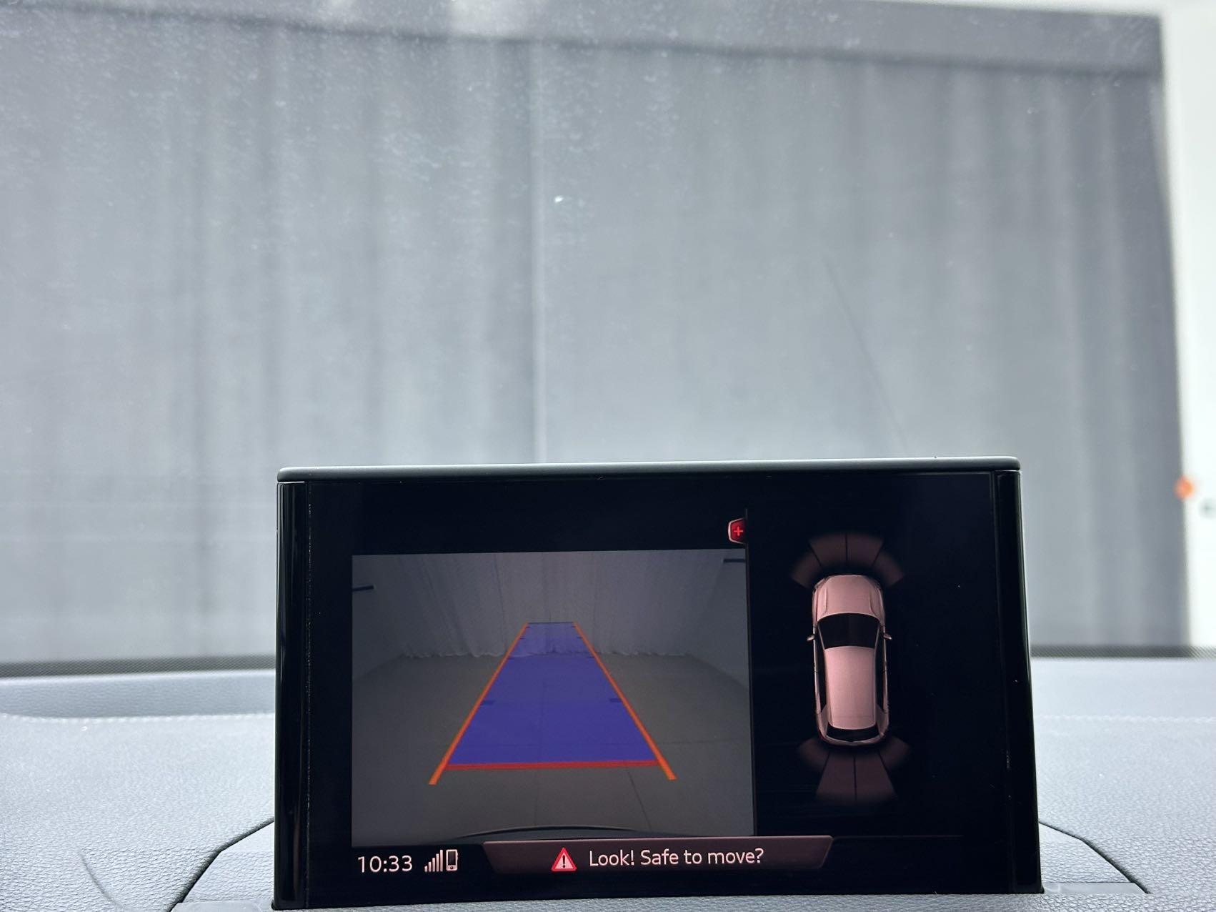Audi Q2L 2022, фото 14