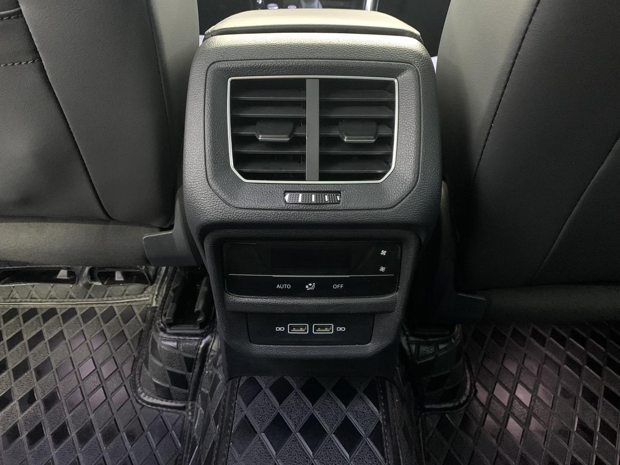 Volkswagen Tayron 2023, фото 13