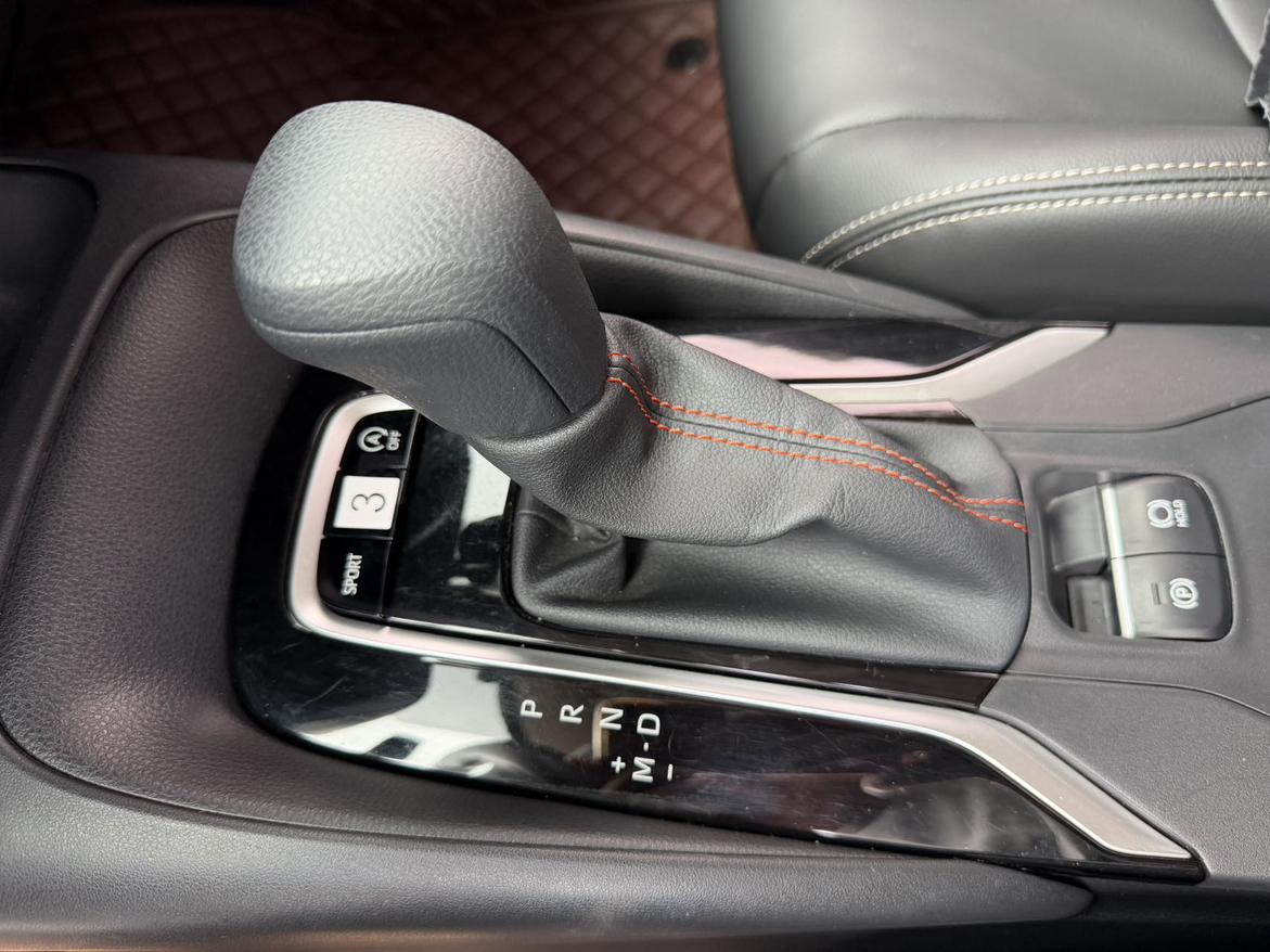 Toyota Corolla 2023, фото 14