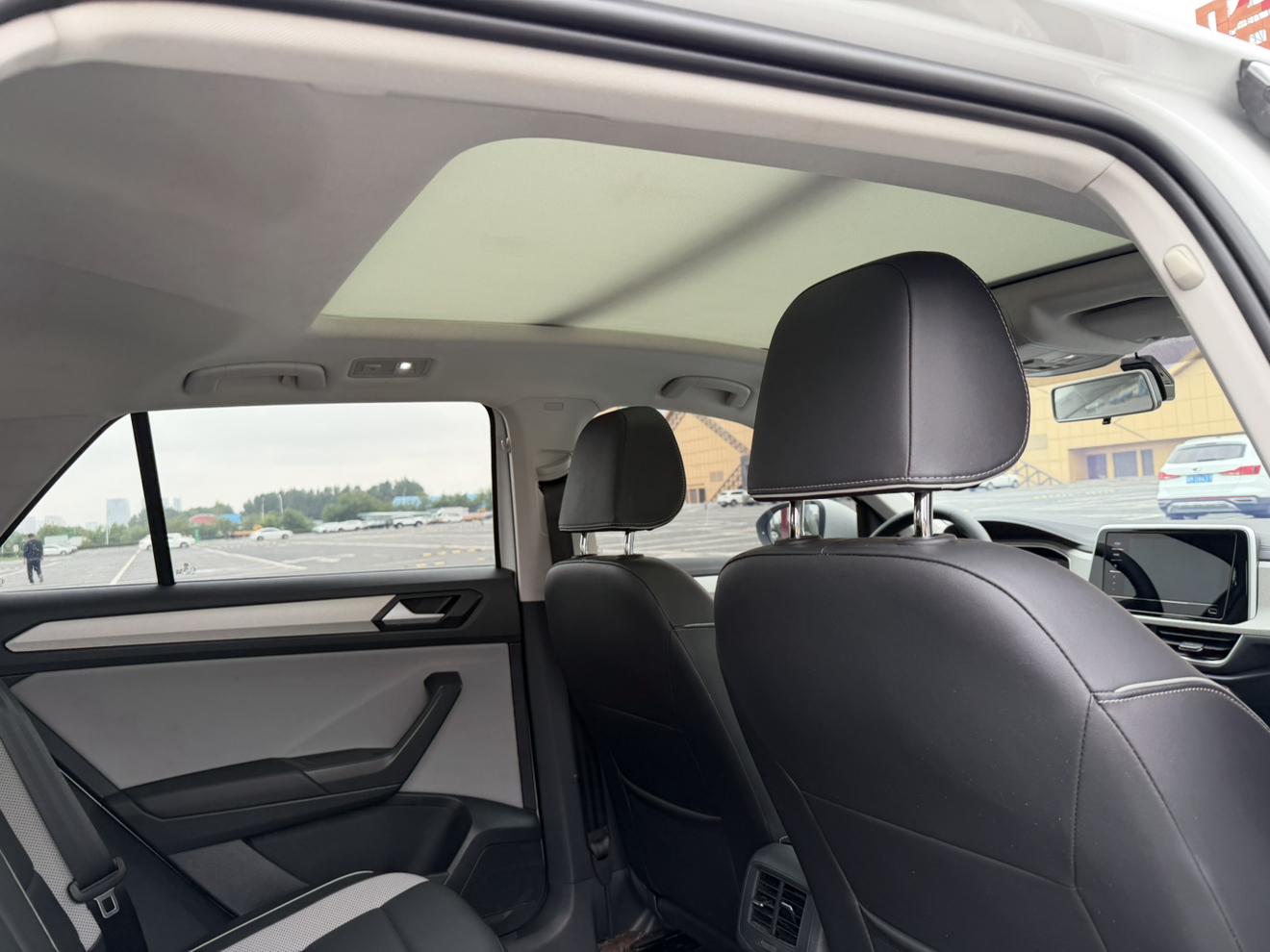 Volkswagen Tayron 2023, фото 16