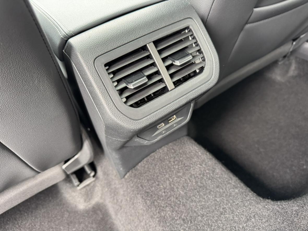 Volkswagen Lavida 2023, фото 17