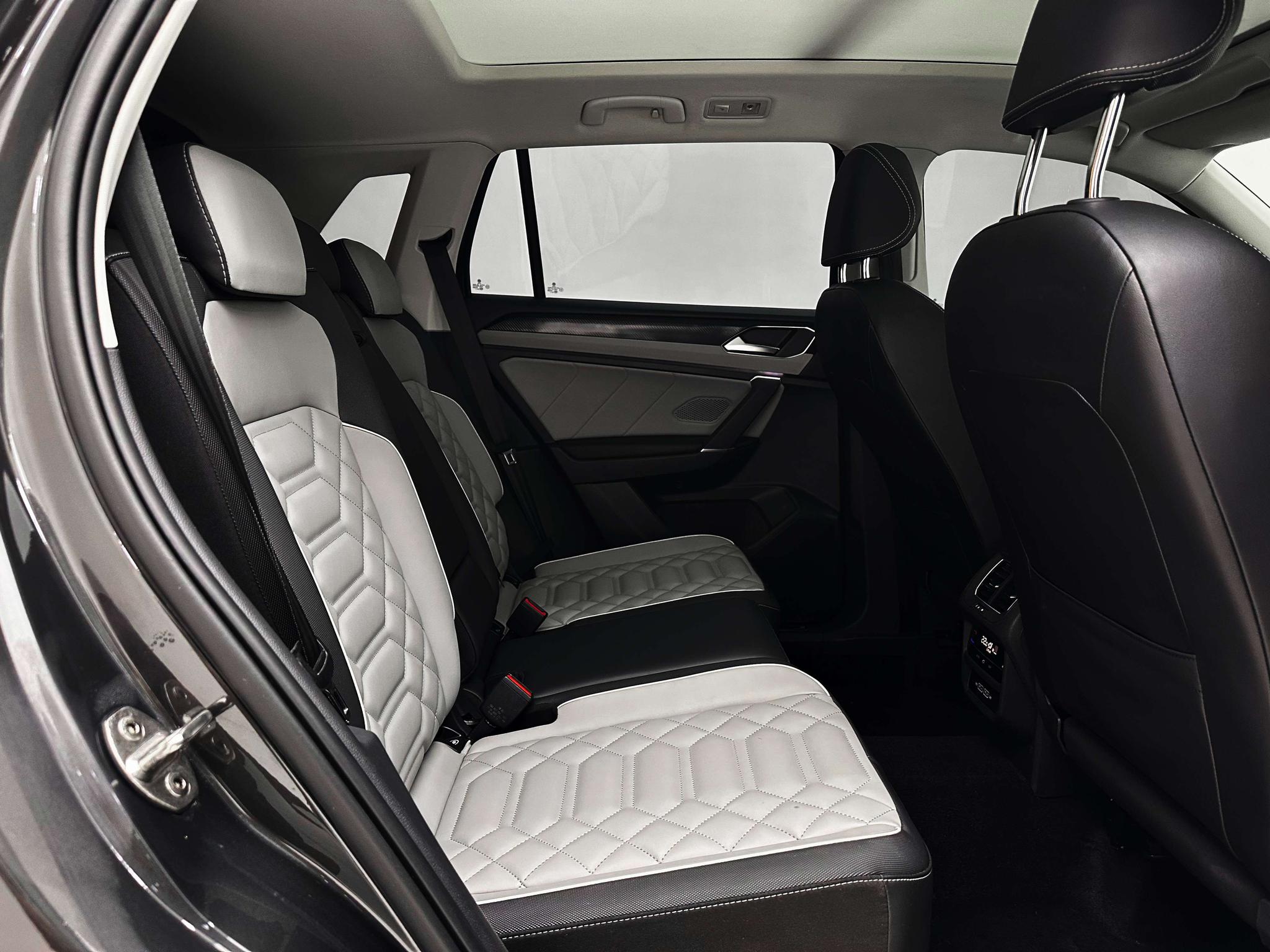 Volkswagen Tayron 2023, фото 16