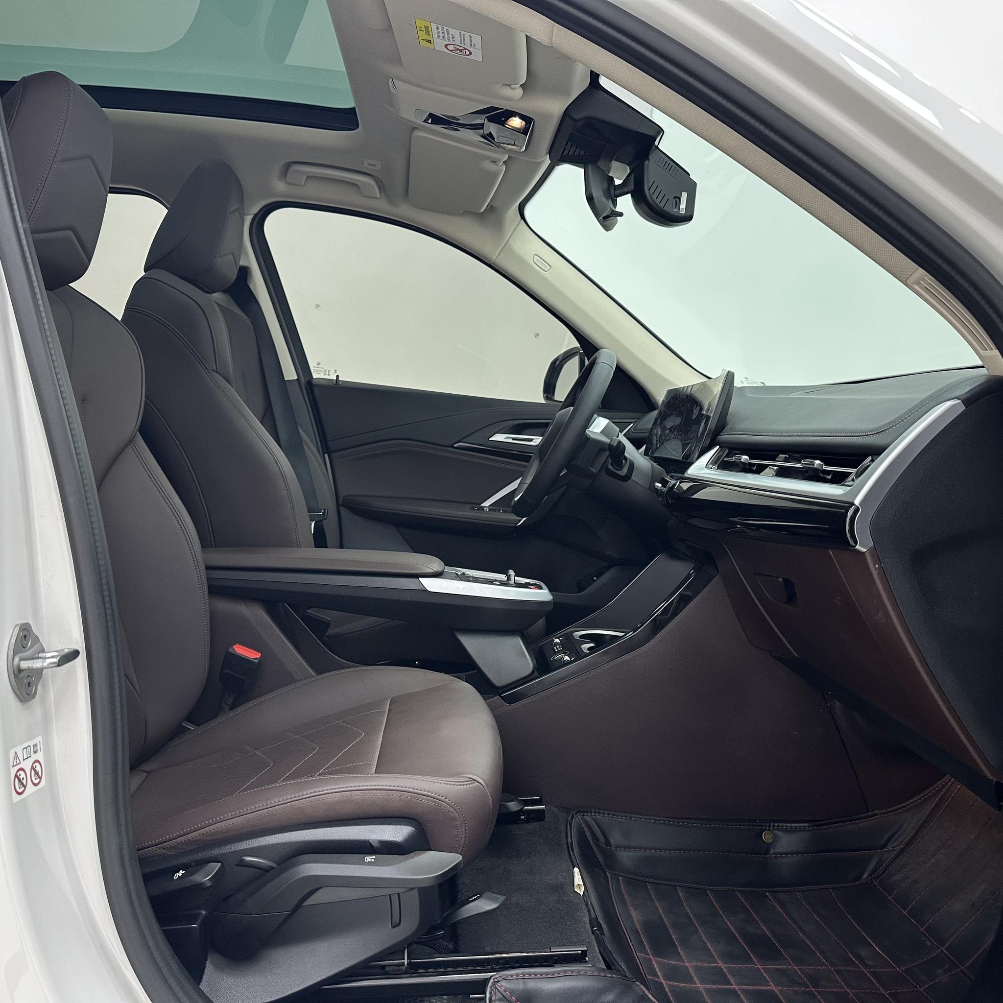 BMW X1 2023, фото 8