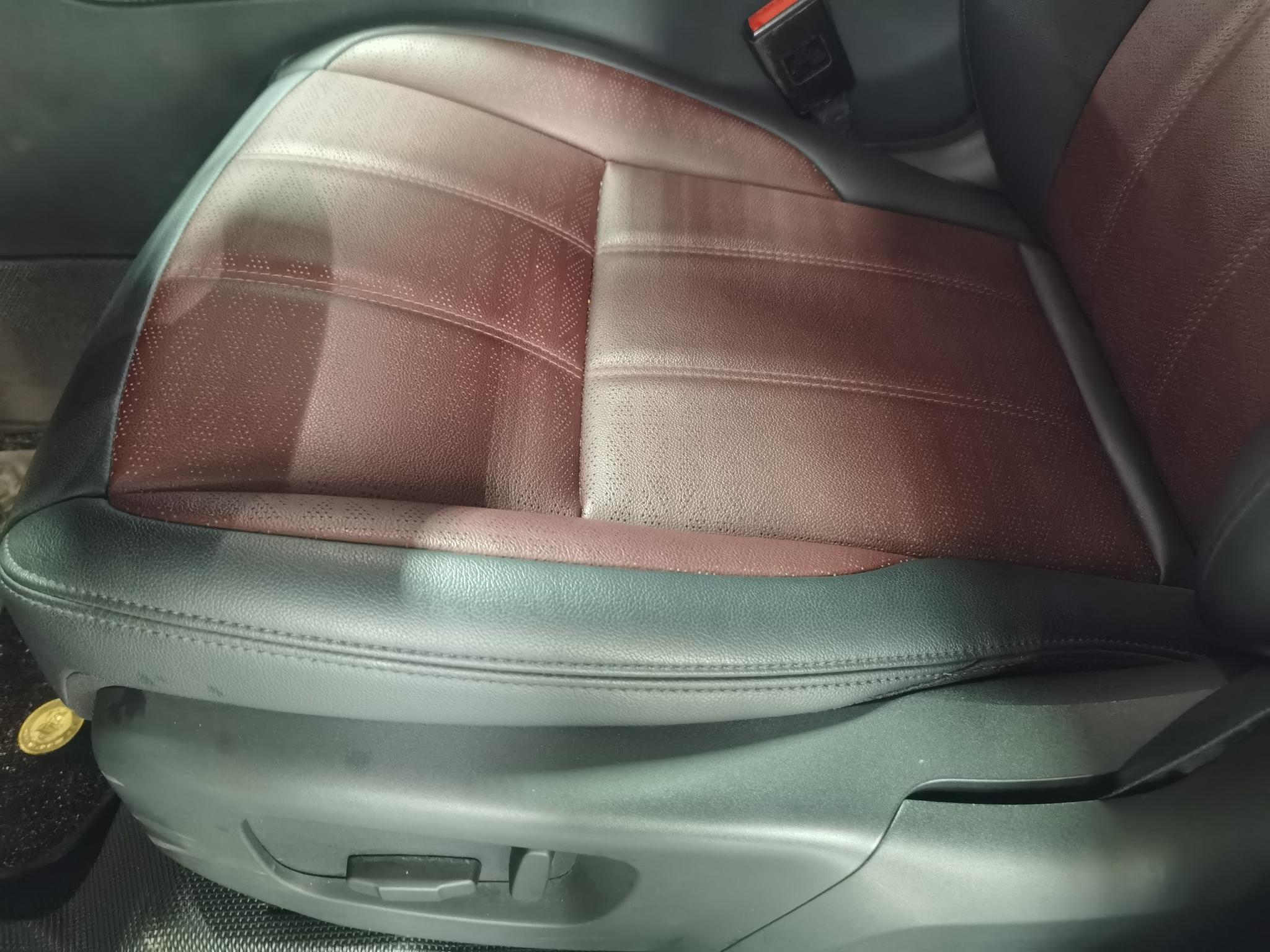 Land Rover Evoque 2021, фото 16