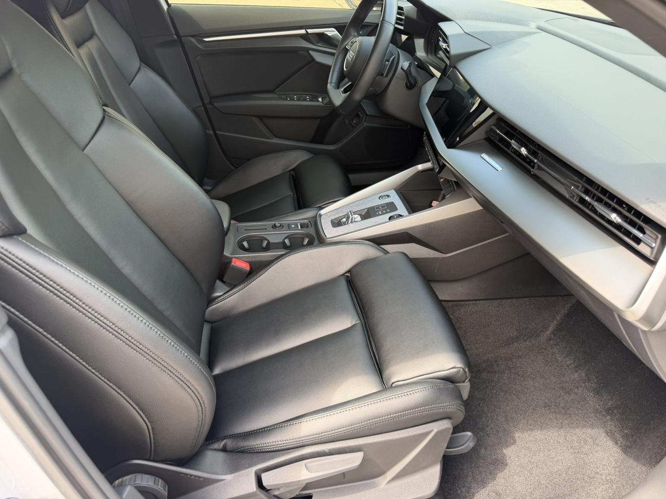 Audi A3 2022, фото 16
