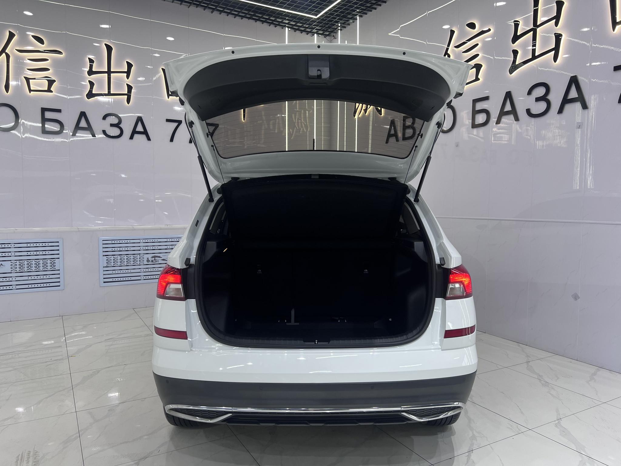 Skoda Kamik 2023, фото 17