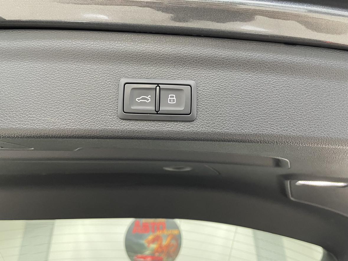 Audi Q3 2022, фото 16