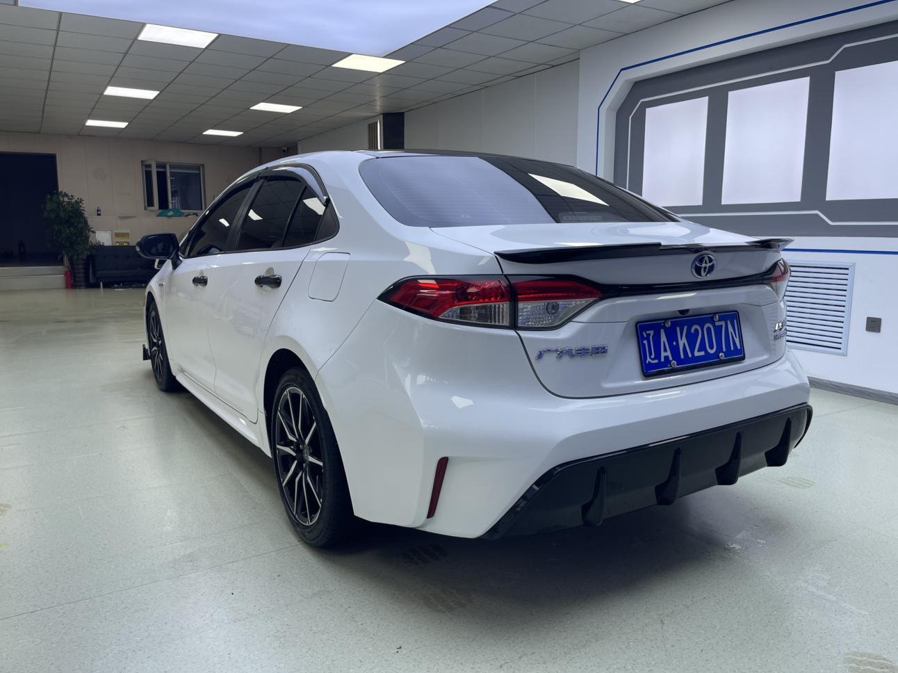 Toyota Corolla 2023, фото 16