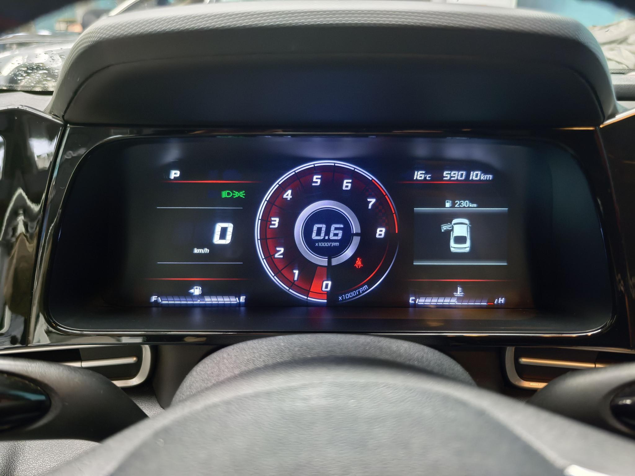 Hyundai Elantra 2022, фото 2