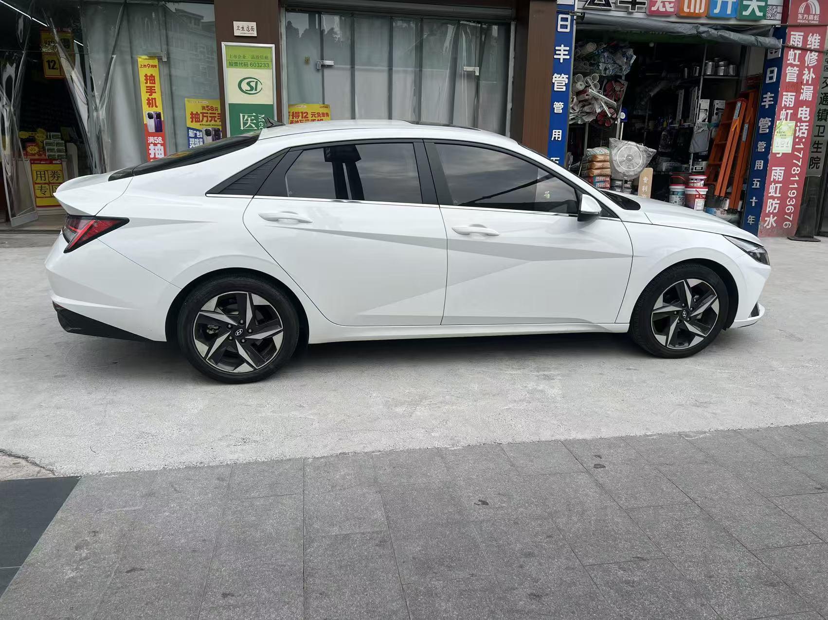Hyundai Elantra 2022, фото 8
