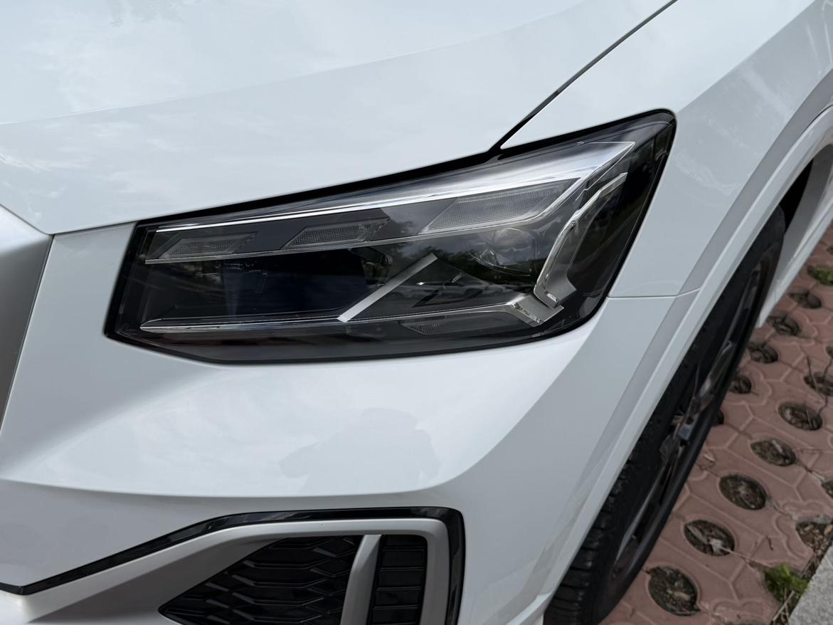 Audi Q2L 2022, фото 8