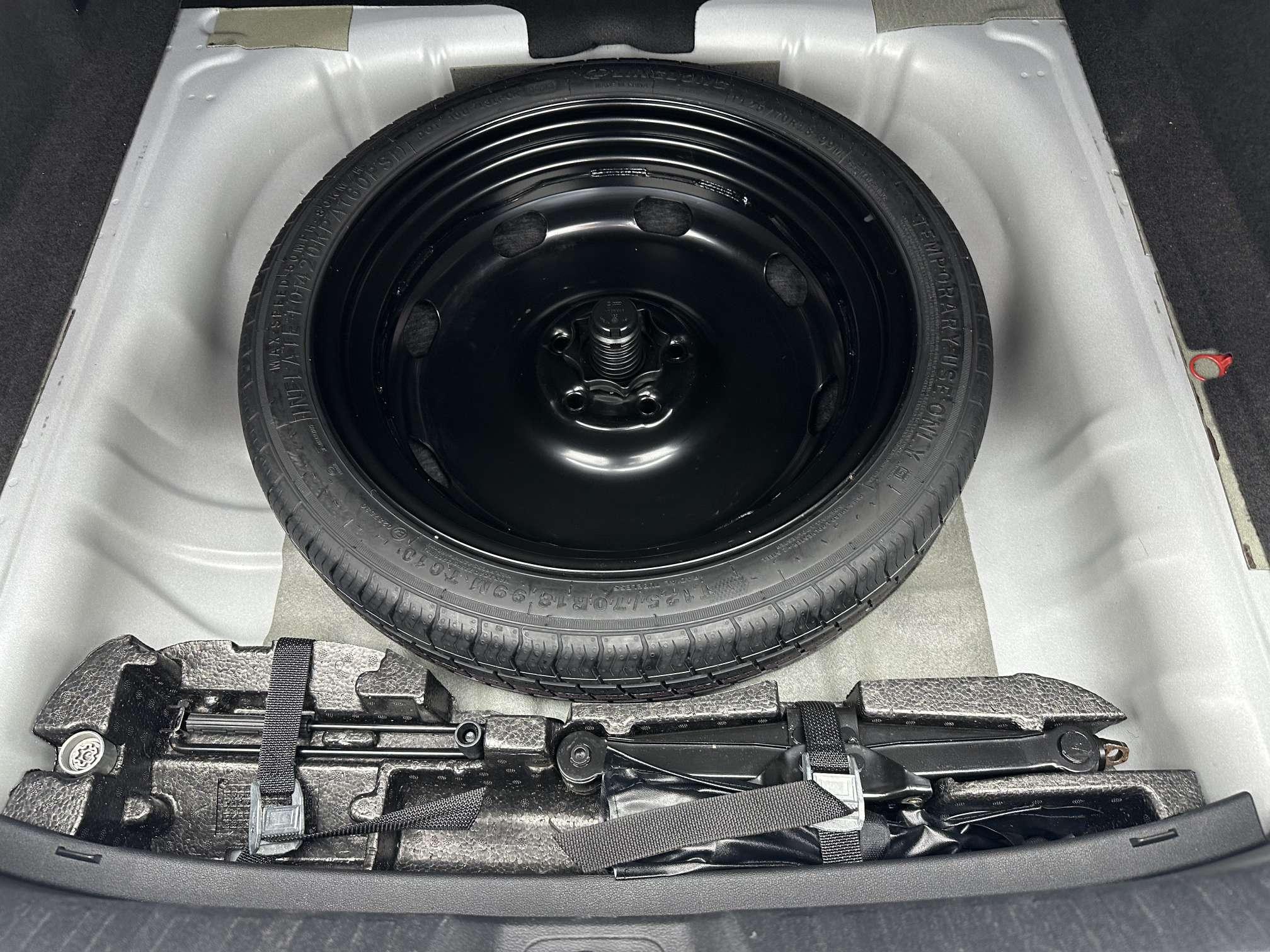 Audi A3 2023, фото 17
