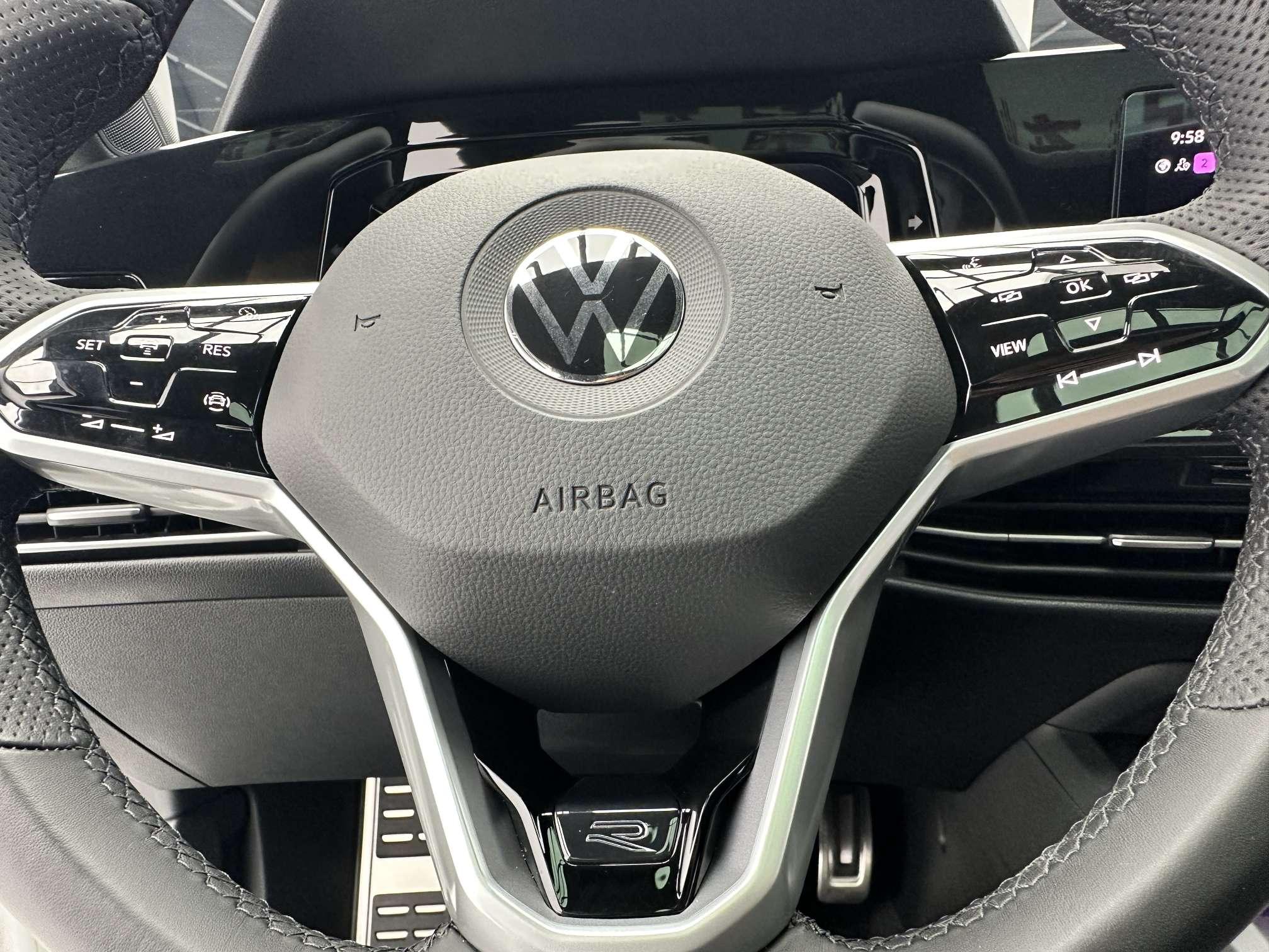 Volkswagen Golf 2022, фото 14