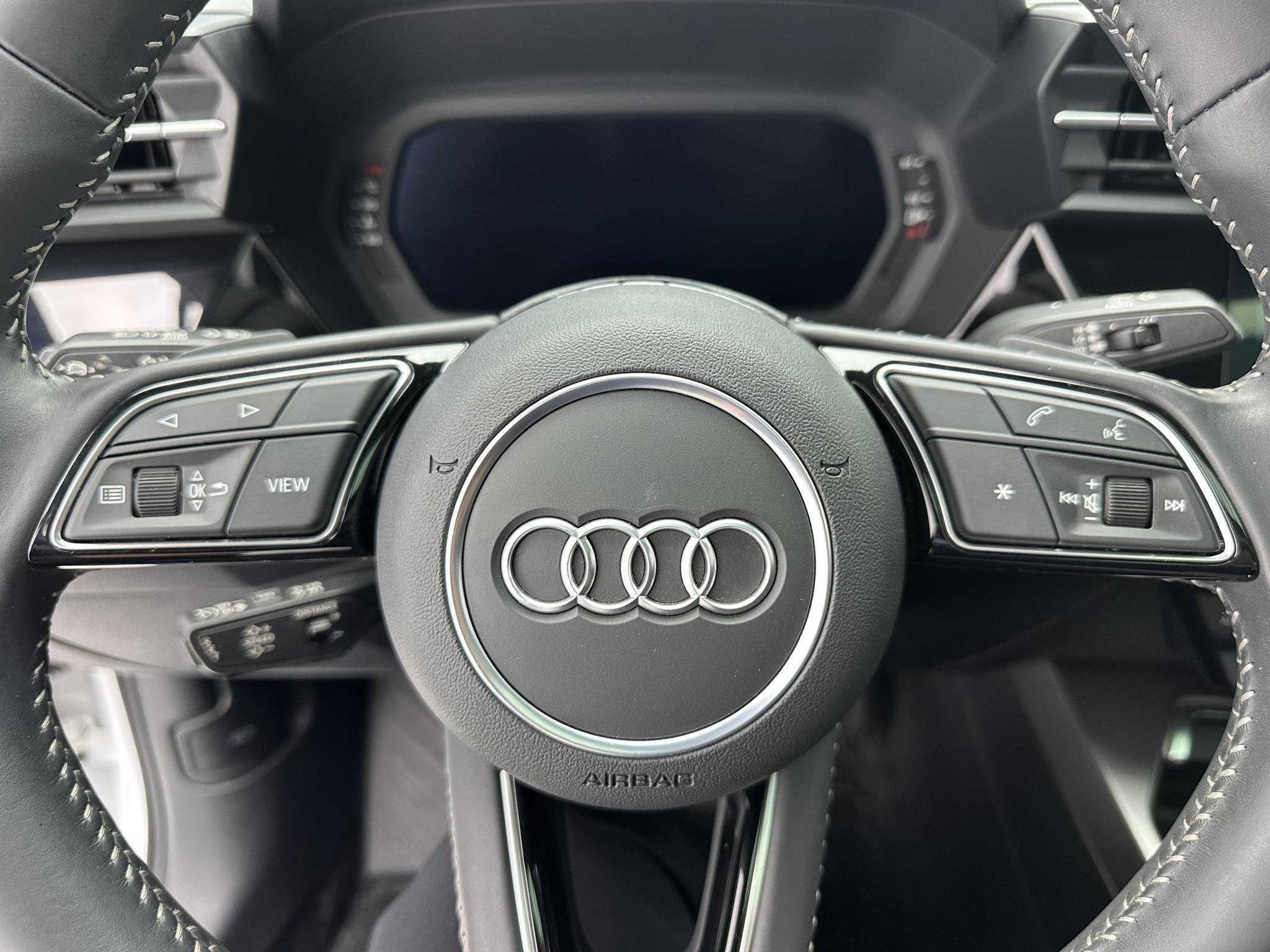 Audi A3 2022, фото 13