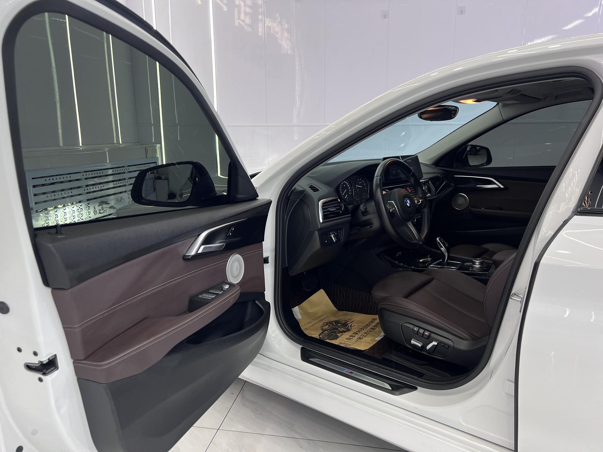 BMW 1 Series 2021, фото 7