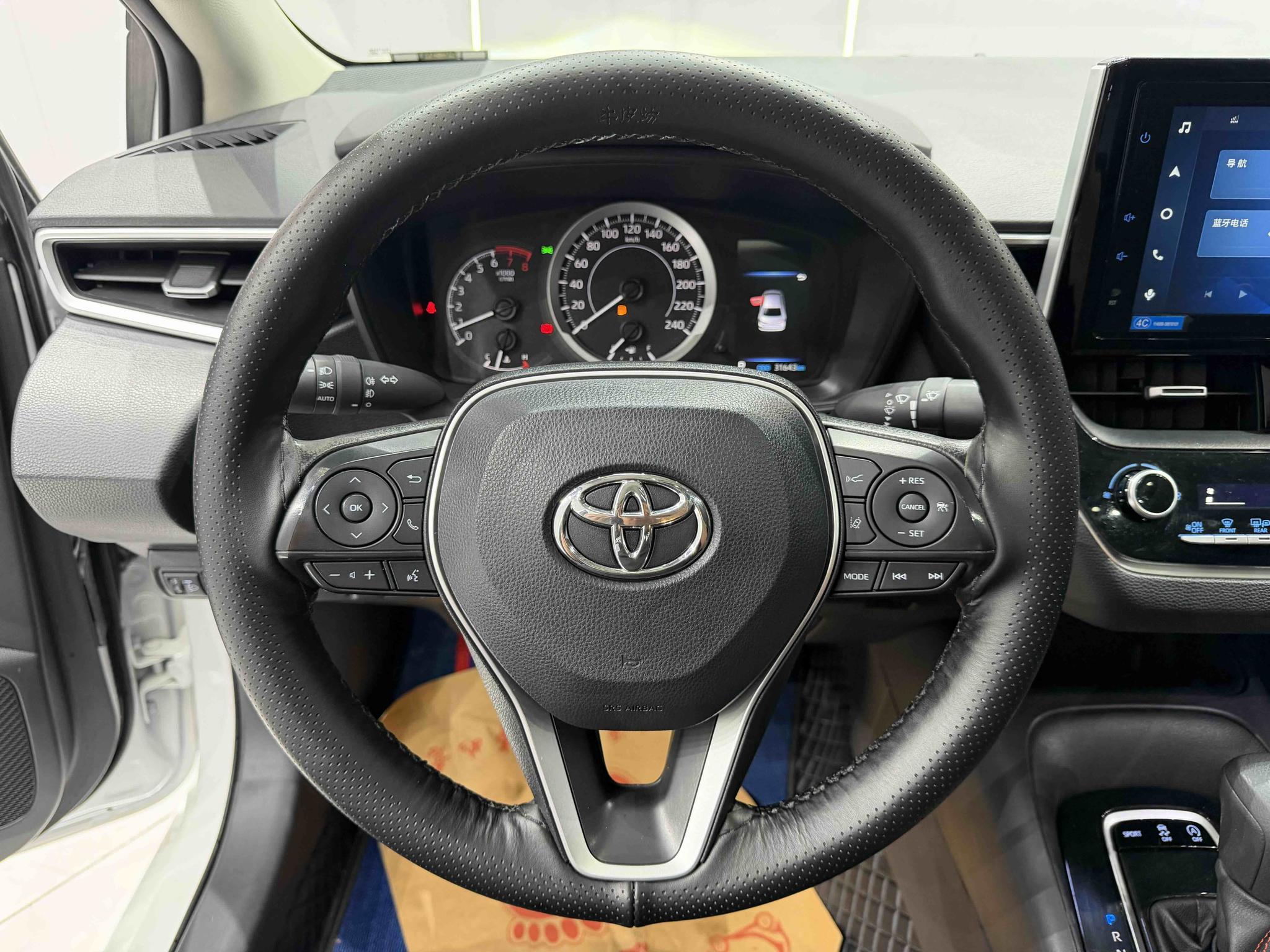 Toyota Corolla 2021, фото 16