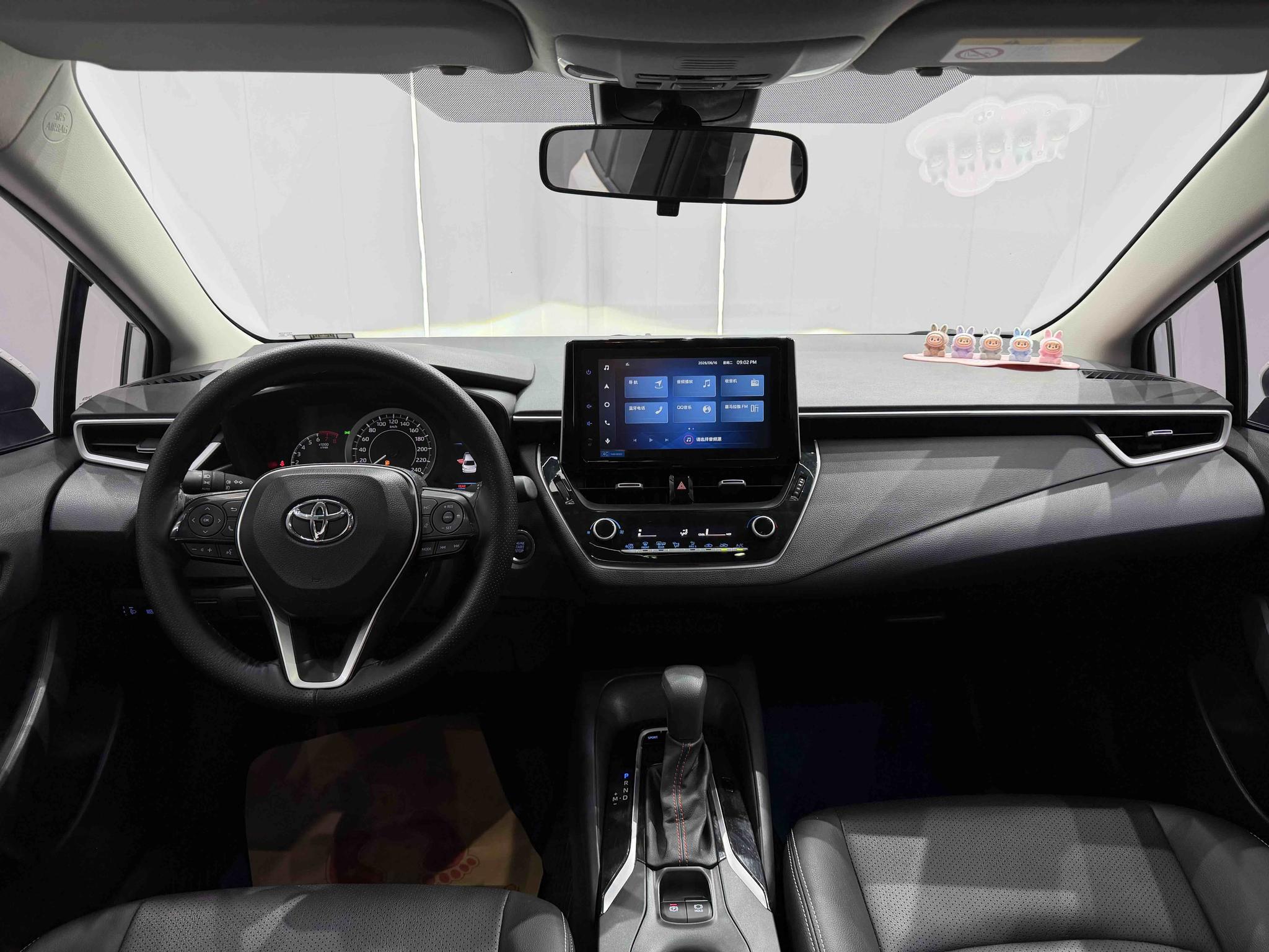 Toyota Corolla 2021, фото 17