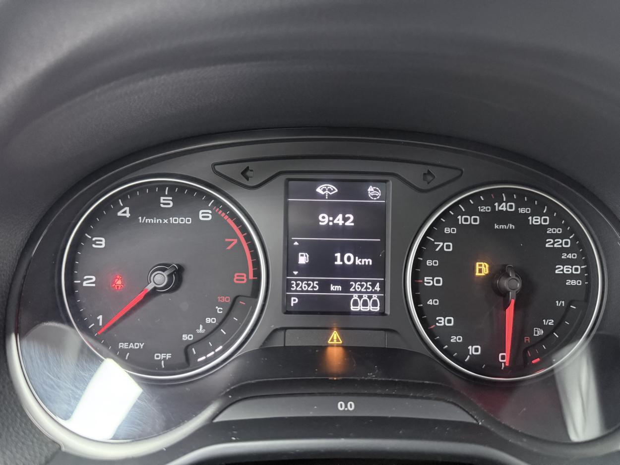 Audi Q2L 2022, фото 16