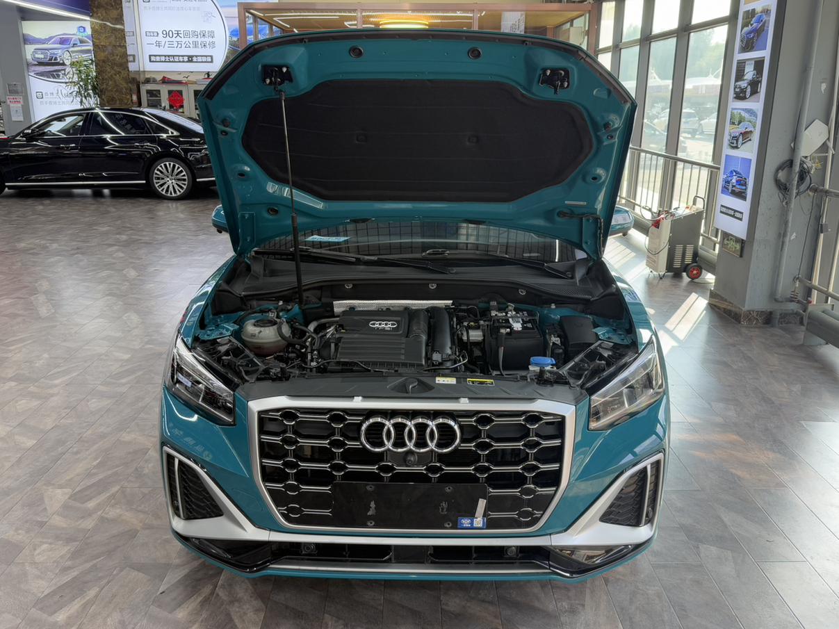 Audi Q2L 2022, фото 7