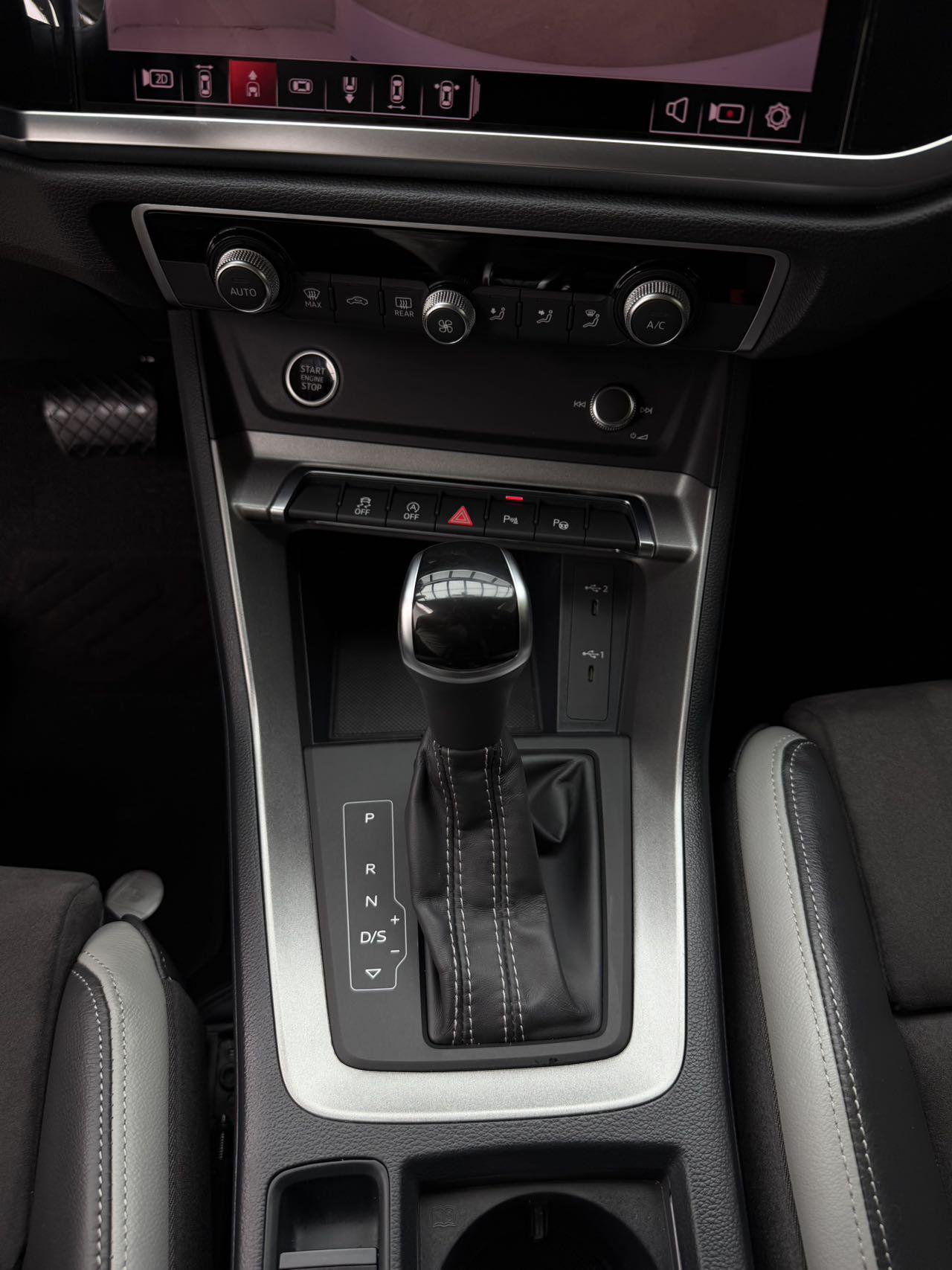 Audi Q3 2022, фото 14