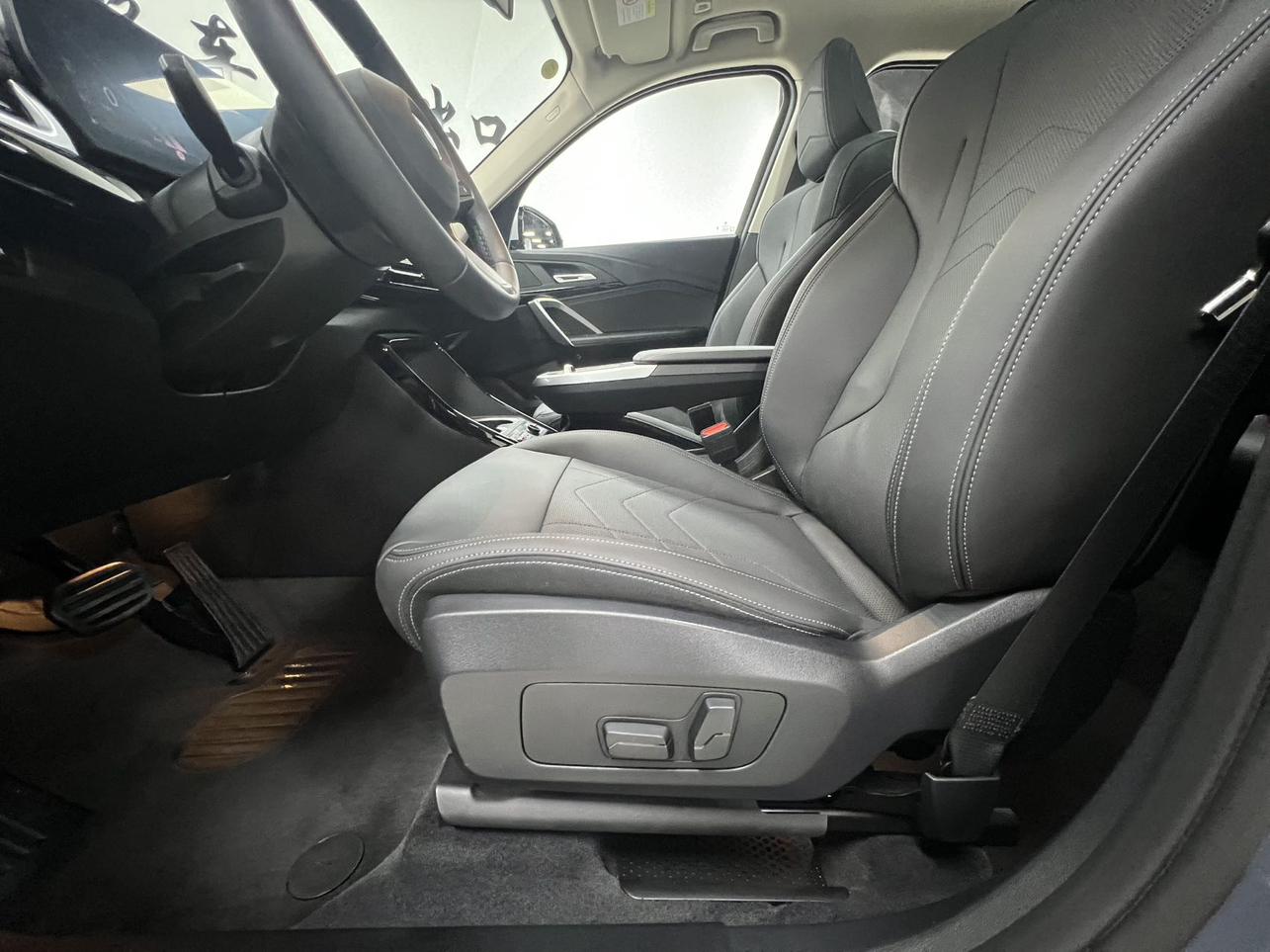 BMW X1 2023, фото 8
