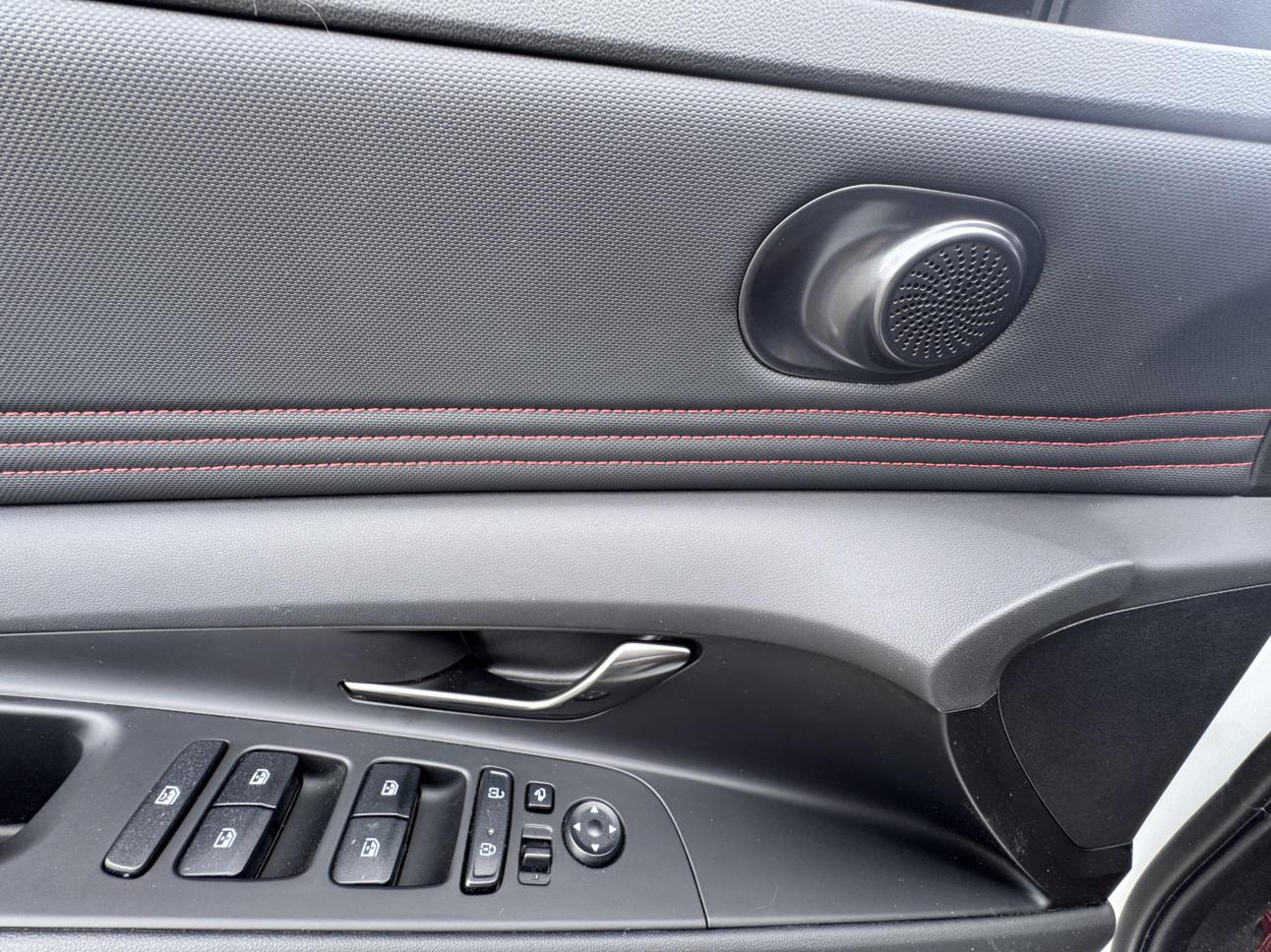 Hyundai Elantra 2022, фото 14