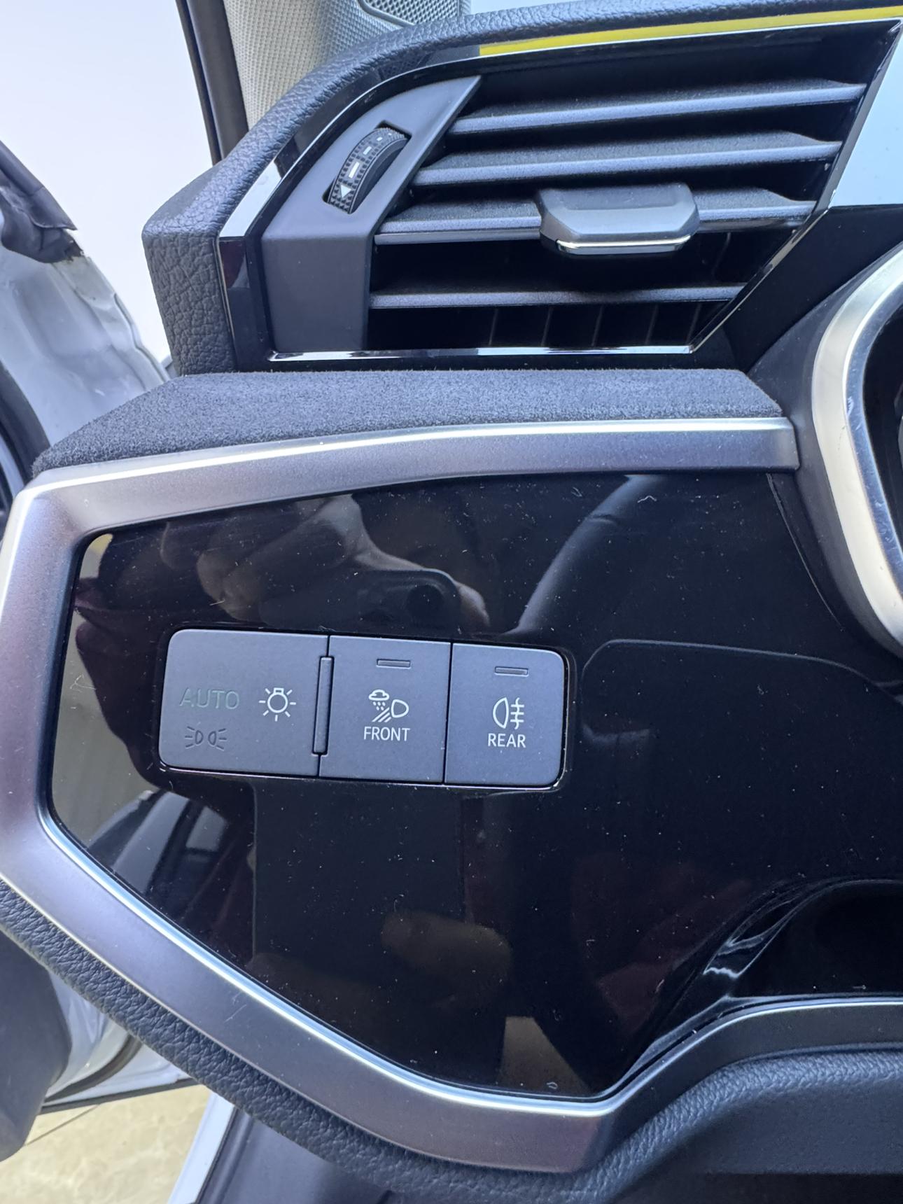Audi Q3 2023, фото 15