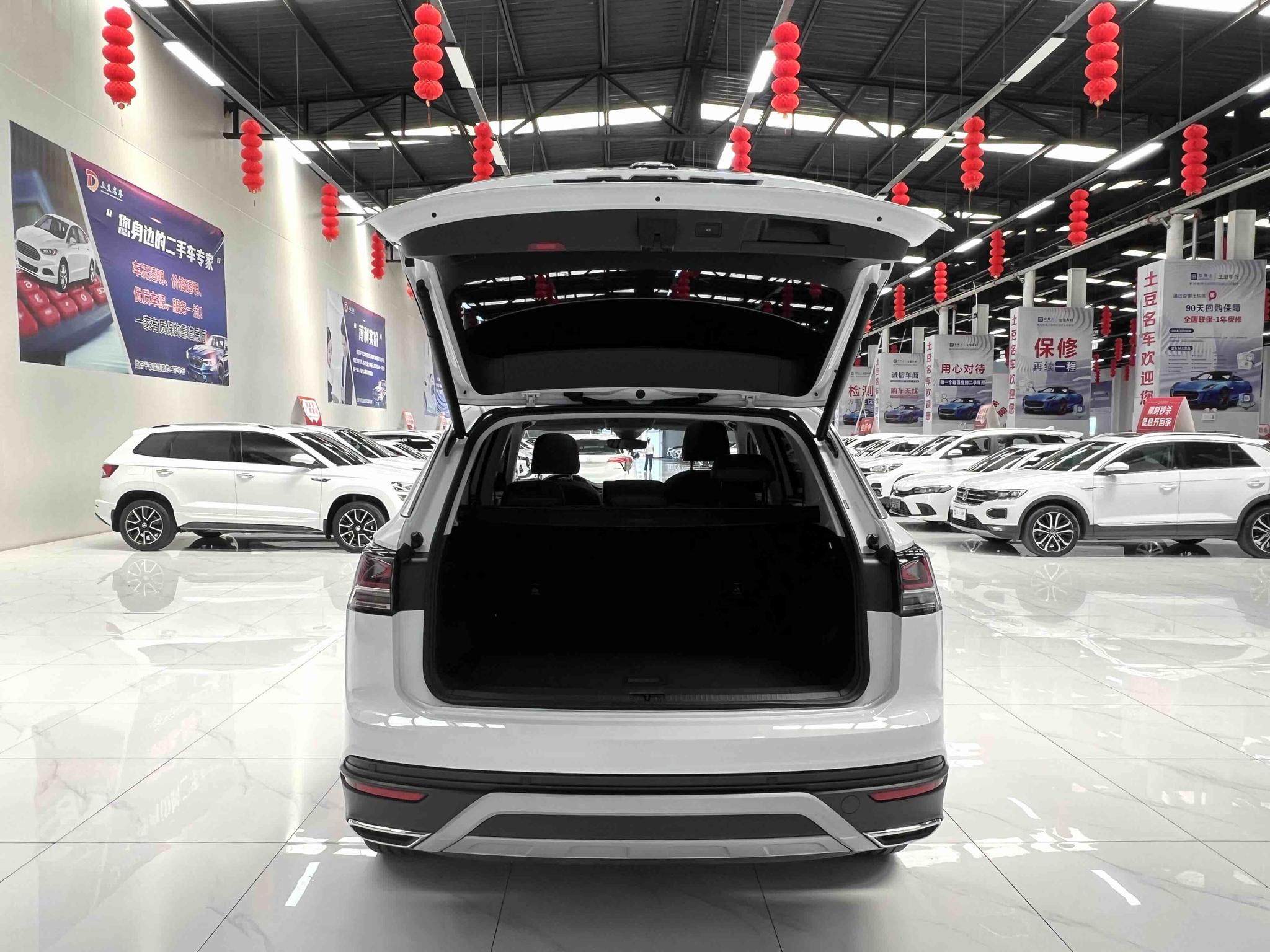 Volkswagen Tayron 2023, фото 15
