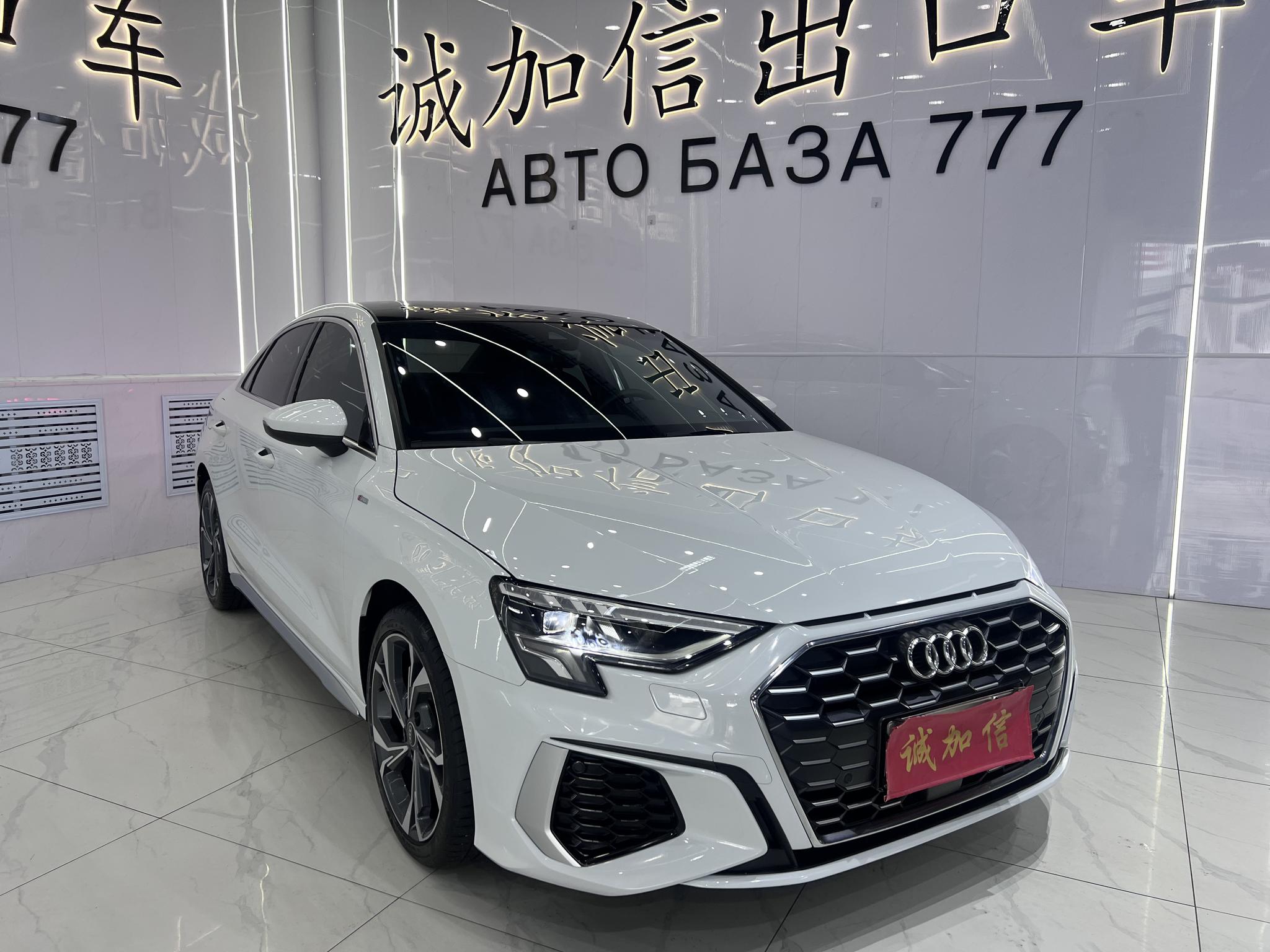 Audi A3 2022, фото 3