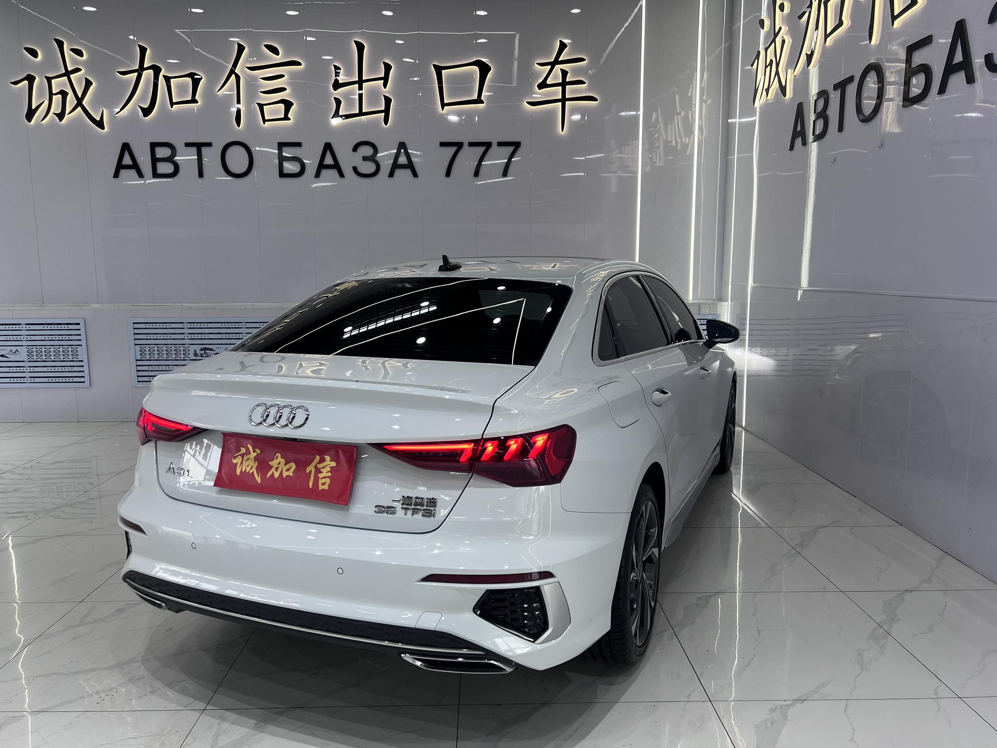 Audi A3 2022, фото 4