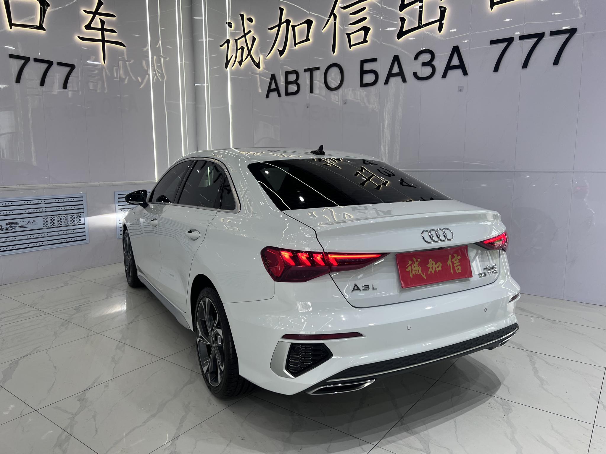Audi A3 2022, фото 6