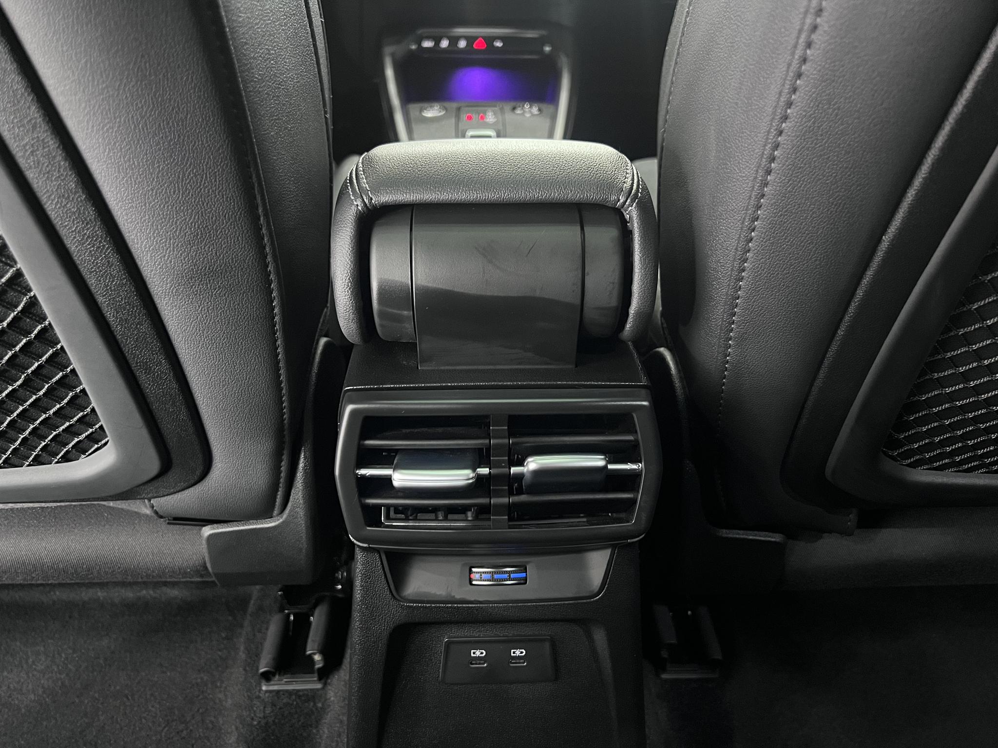 Audi A3 2022, фото 14