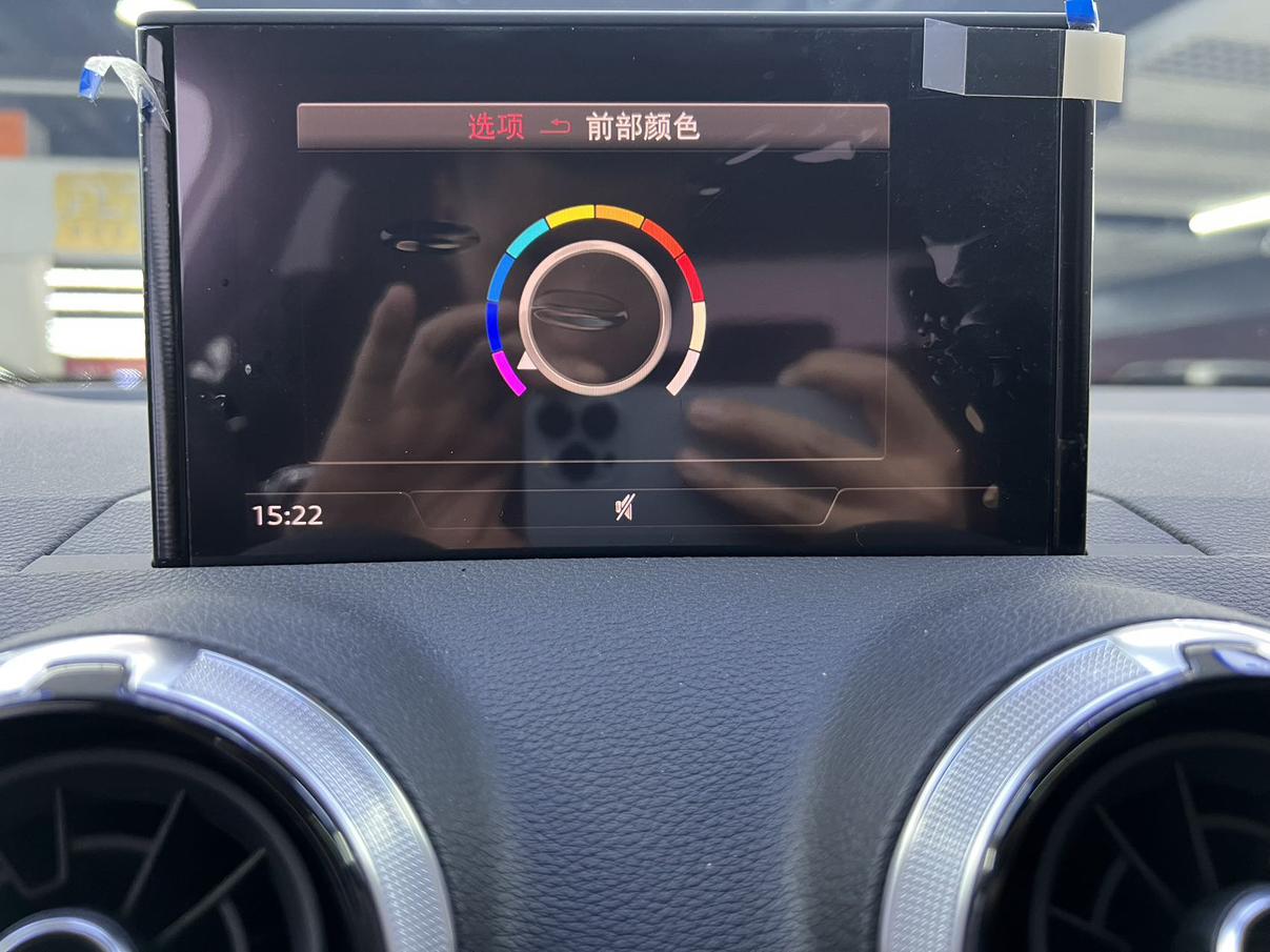 Audi Q2L 2022, фото 10