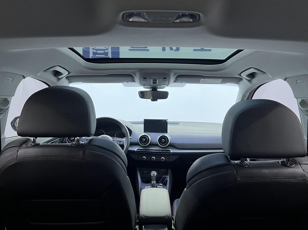 Audi Q2L 2022, фото 14