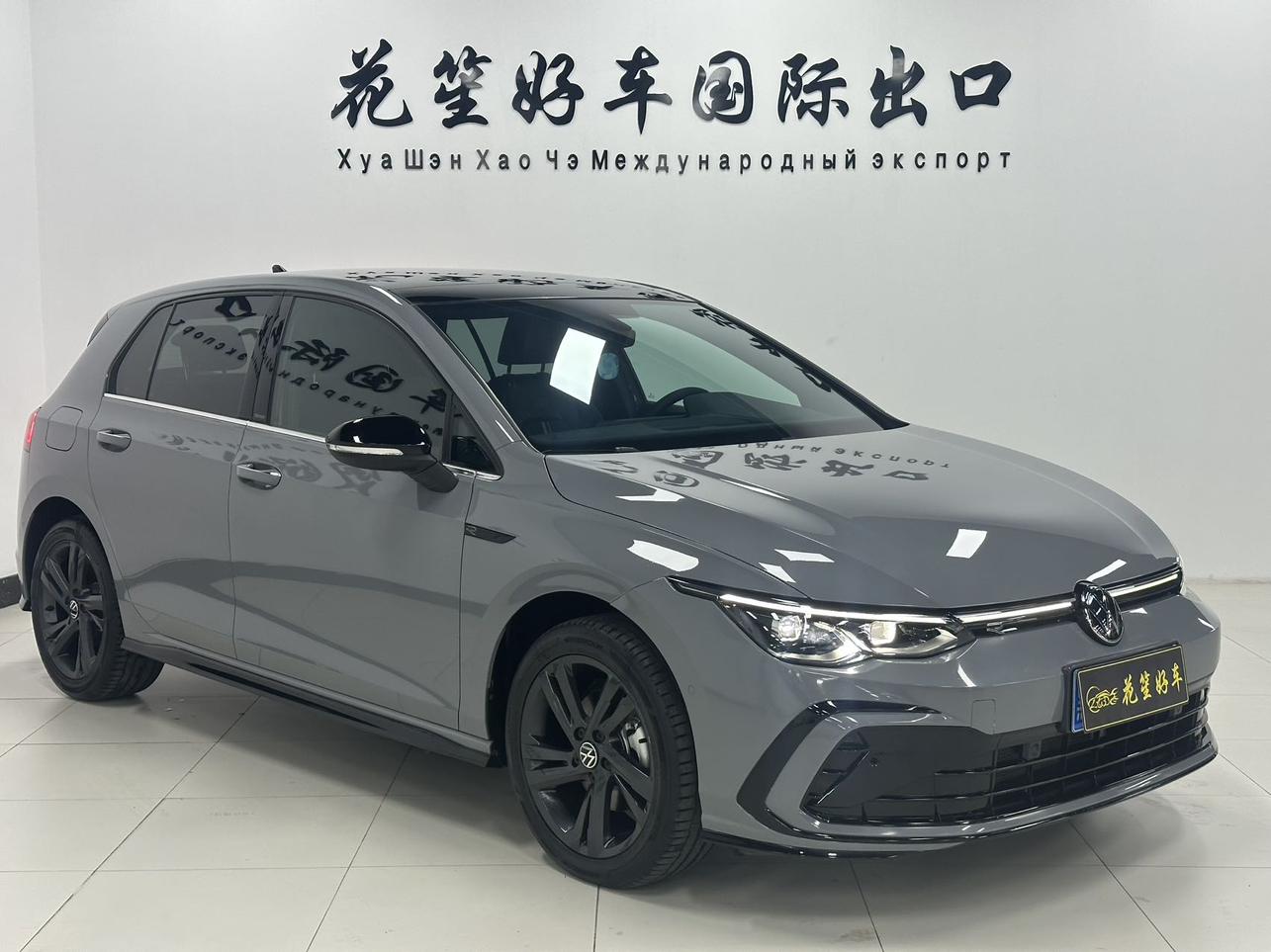 Volkswagen Golf 2023, фото 3